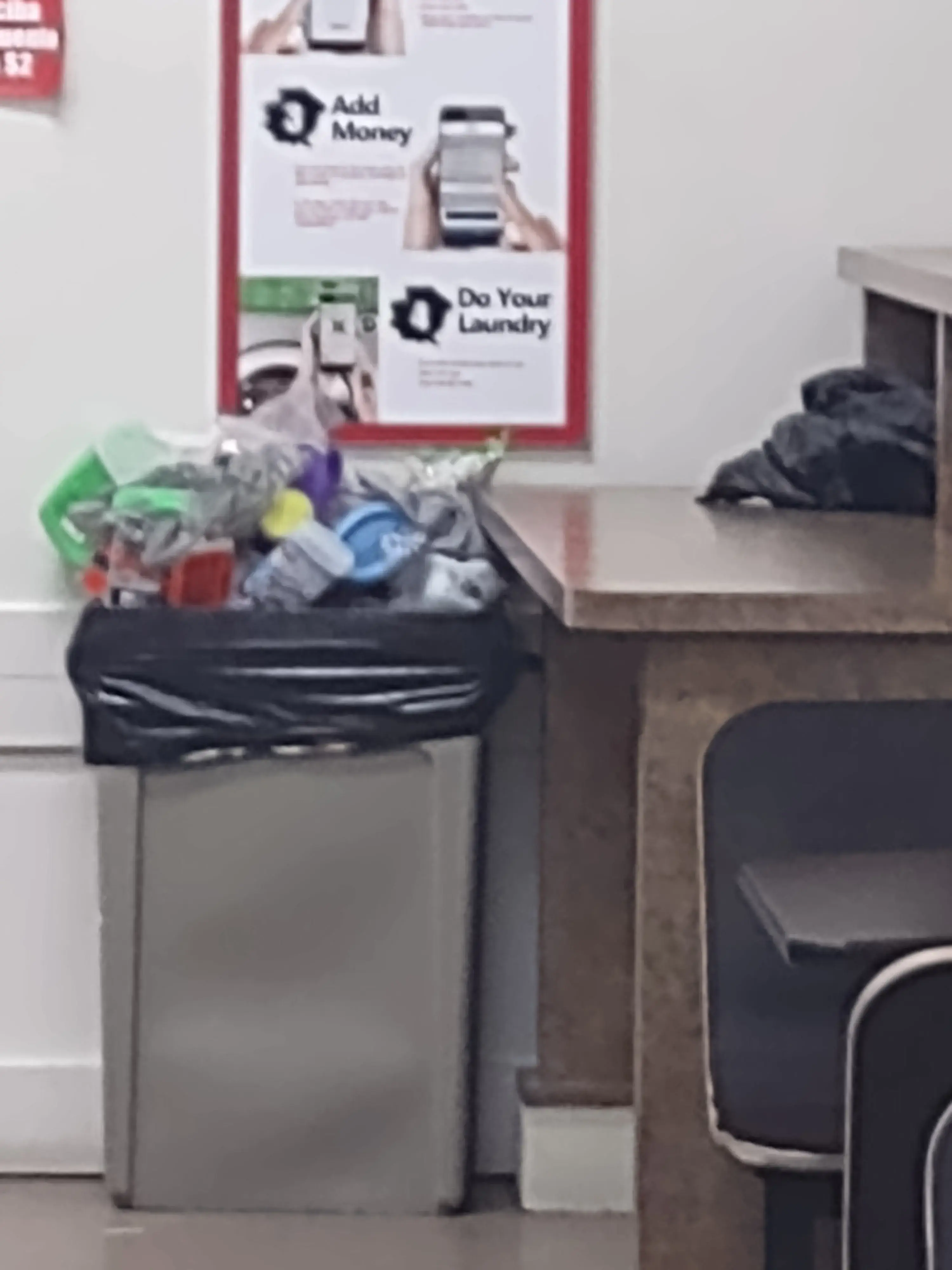 Spot Laundromat - Image 13