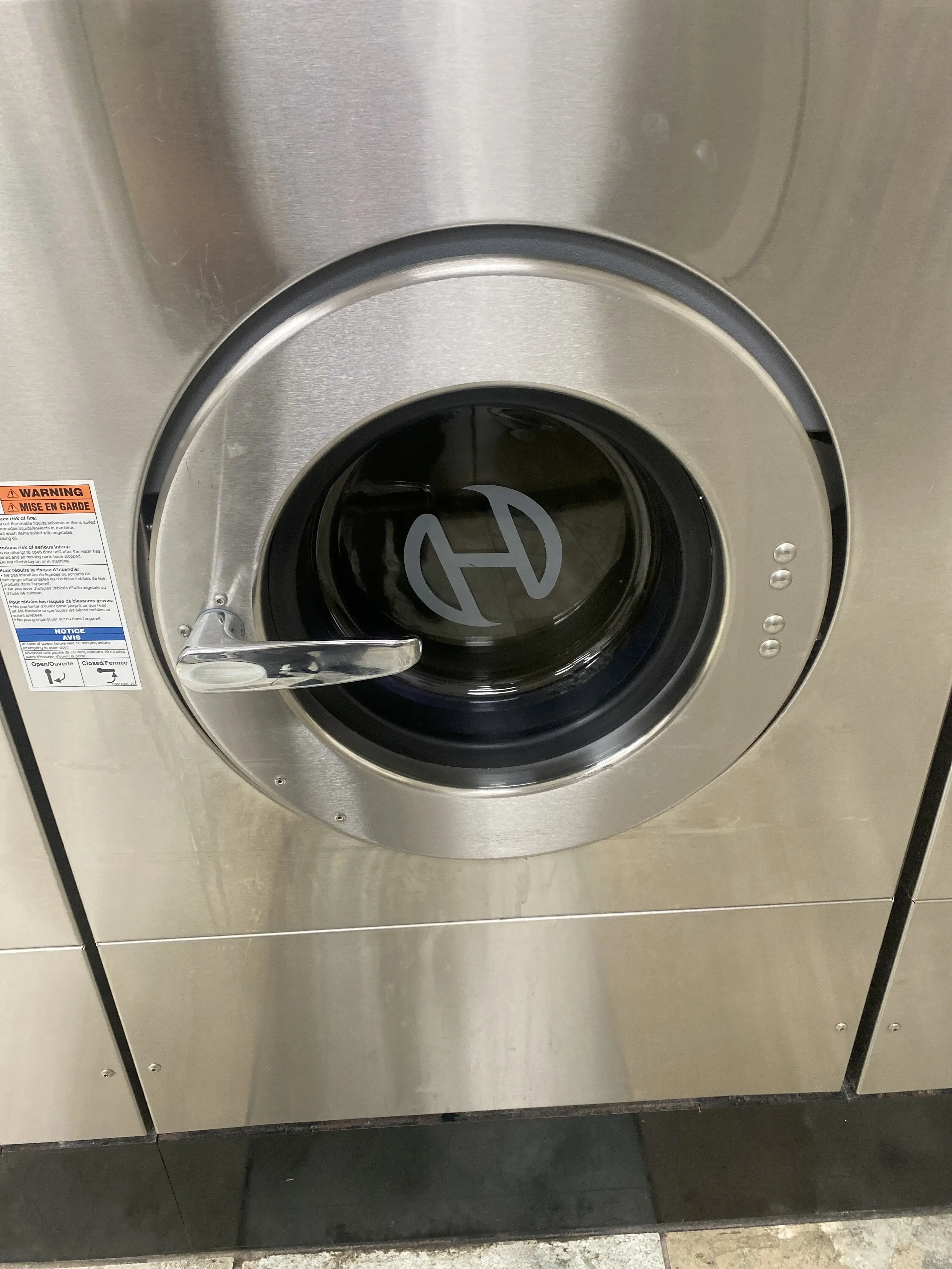 Spot Laundromat - Image 8