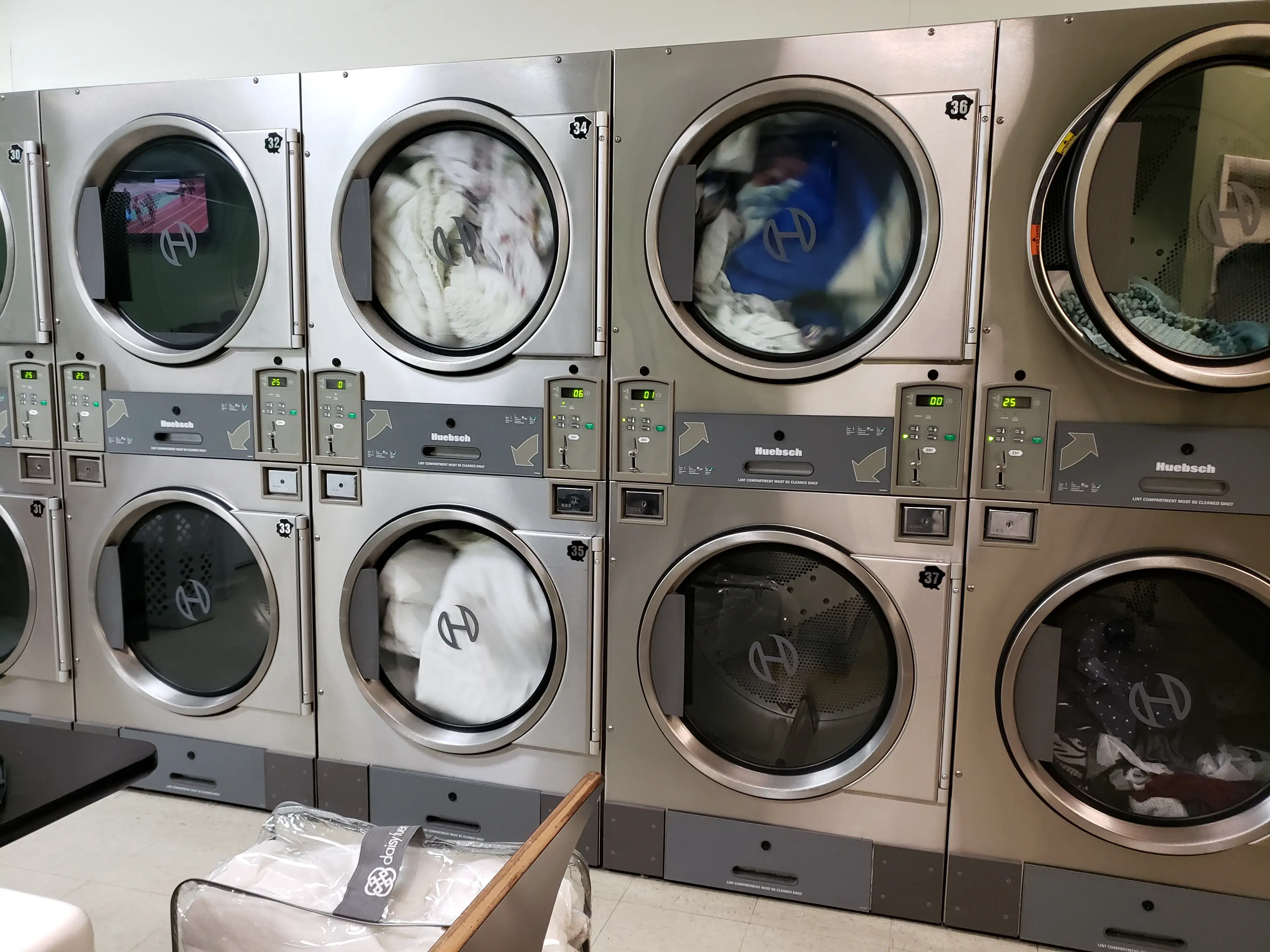 Spot Laundromat thumbnail 3