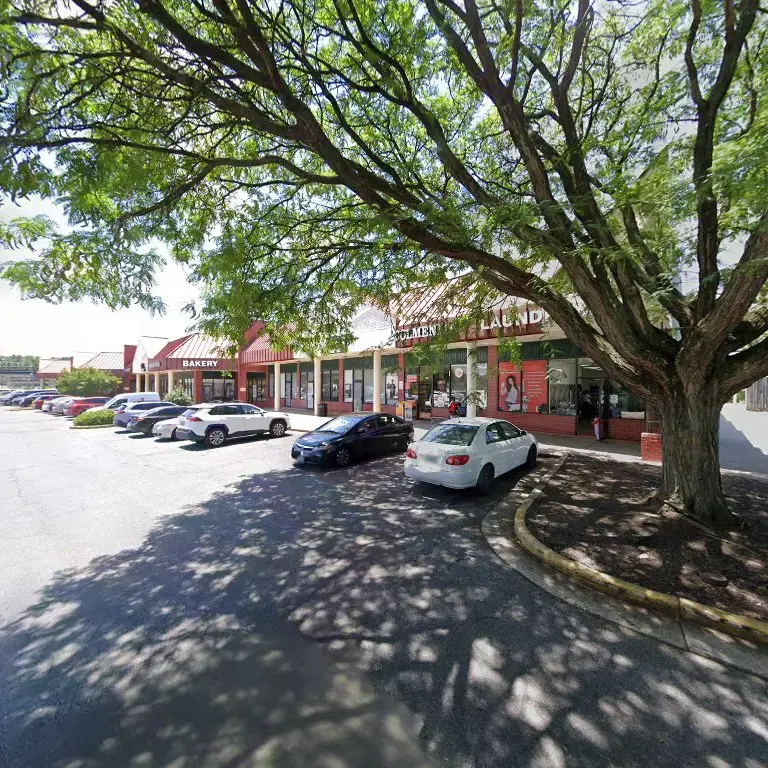 Spot Laundromat - Image 15