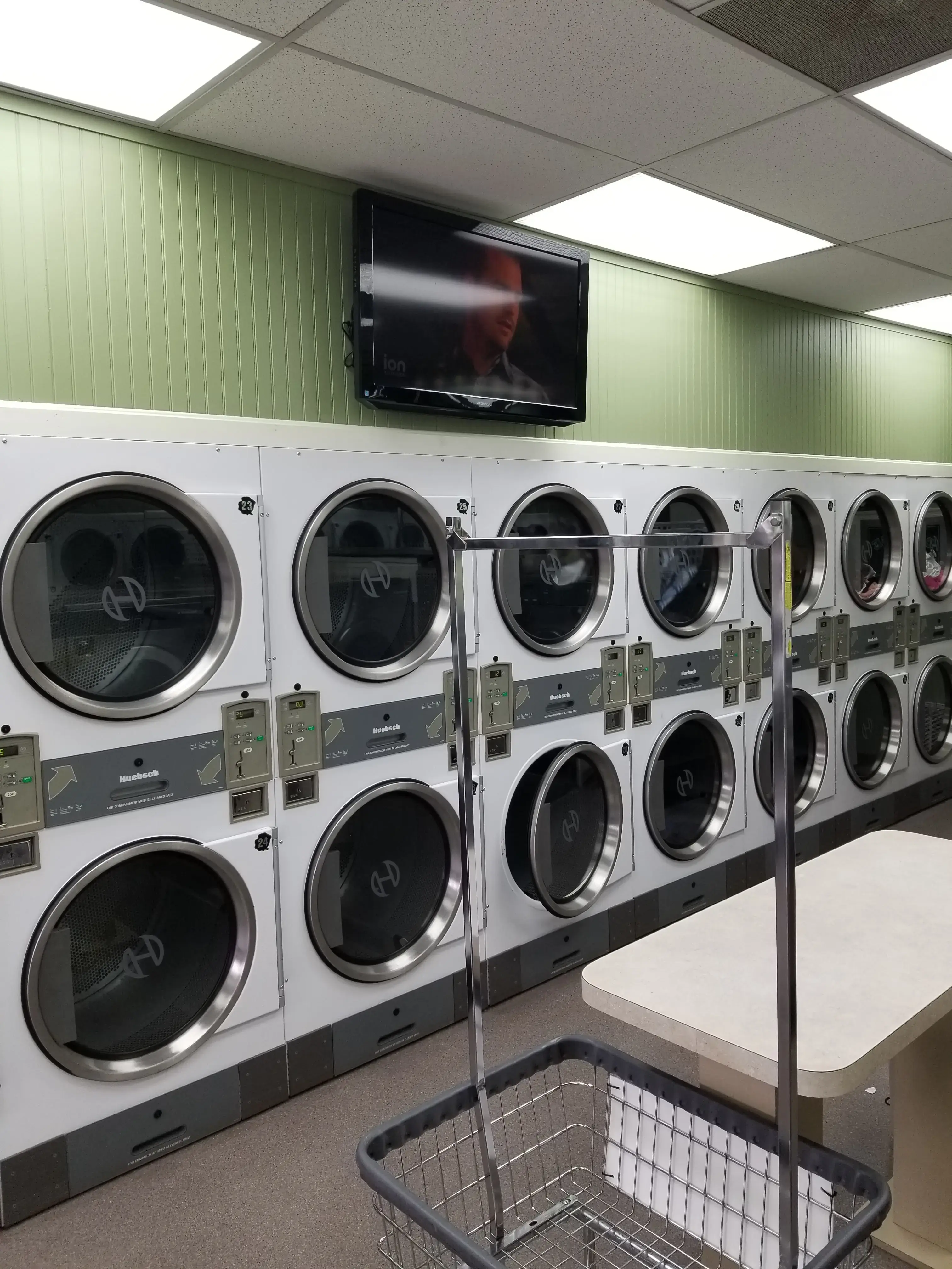 Spot Laundromat thumbnail 5