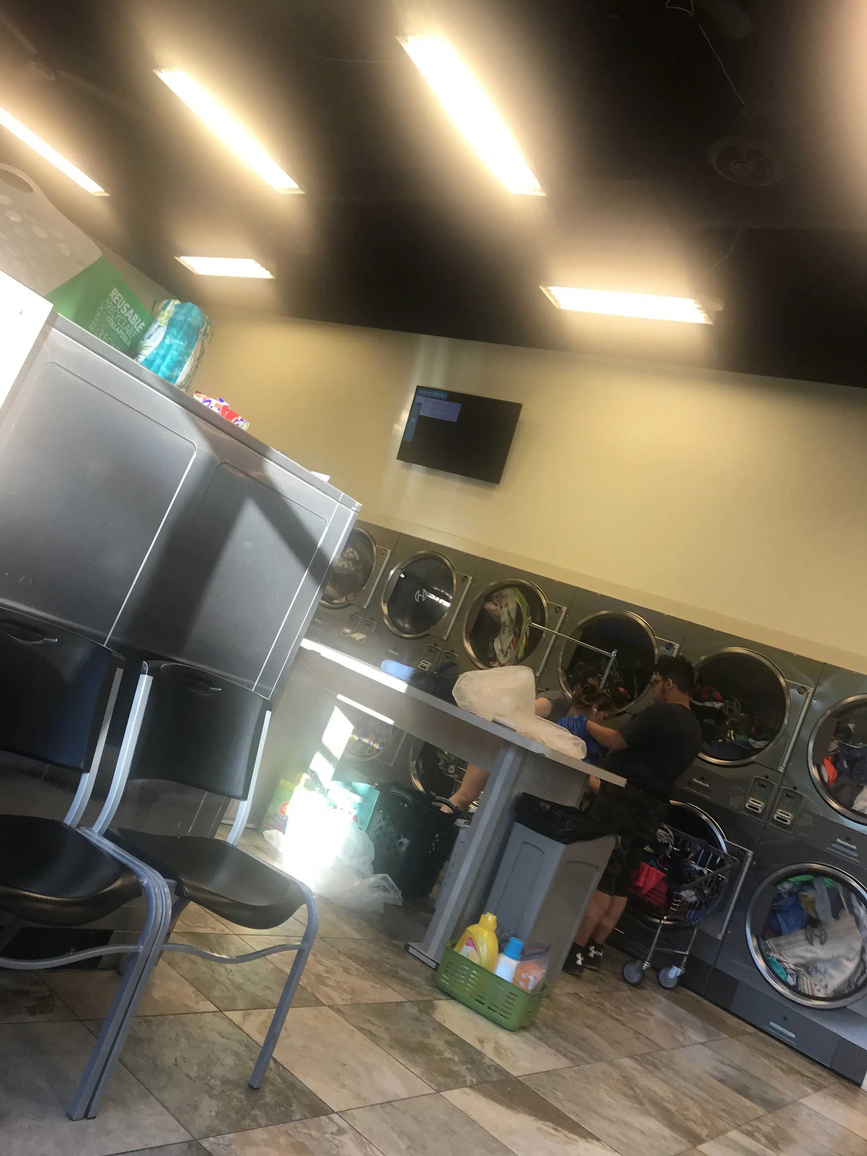 Spot Laundromat thumbnail 14