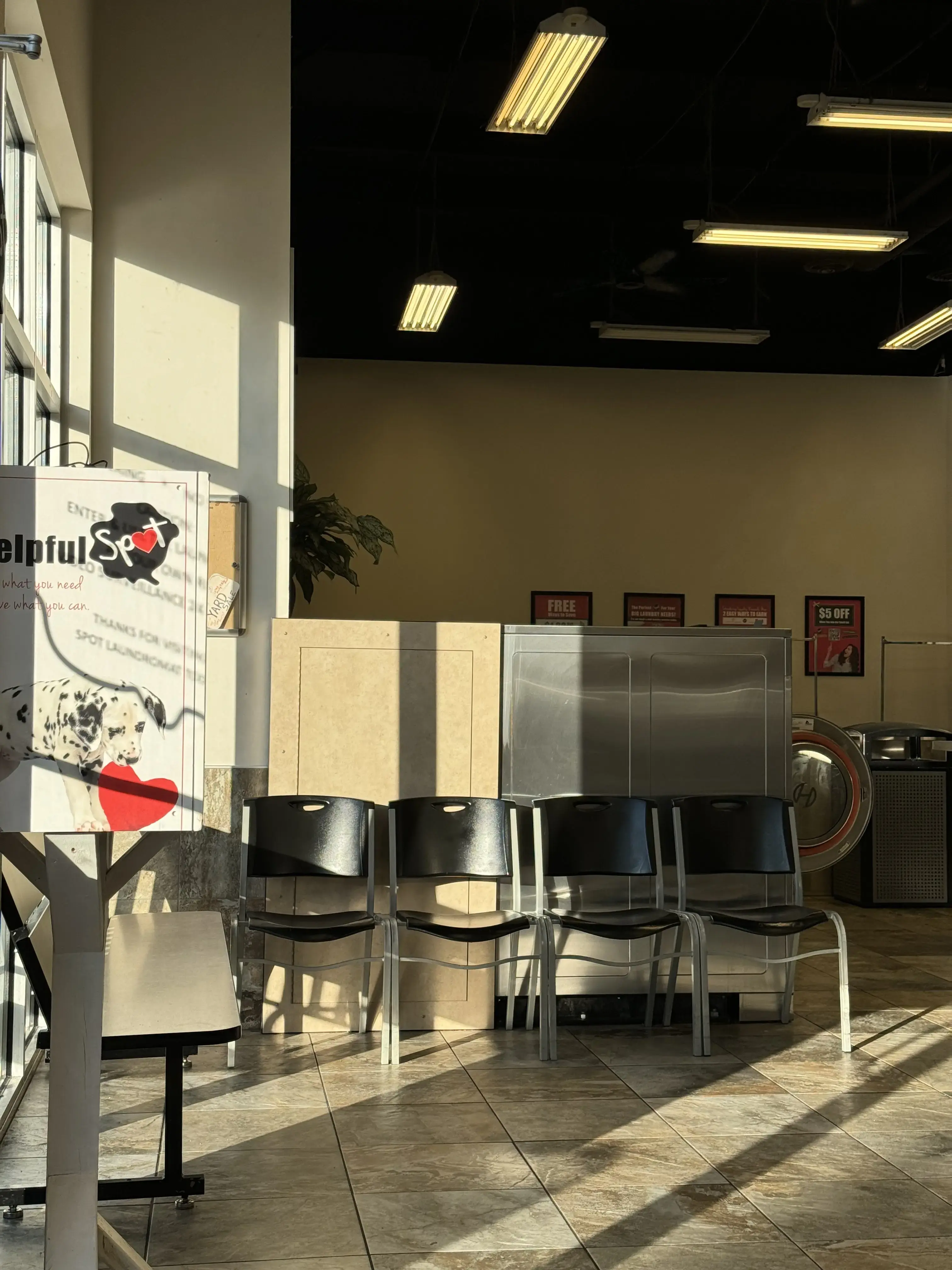 Spot Laundromat - Image 9