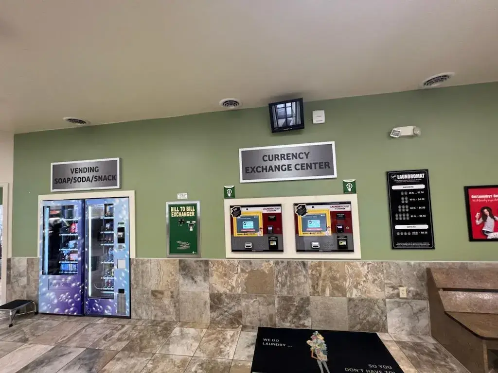 Spot Laundromat - Image 5