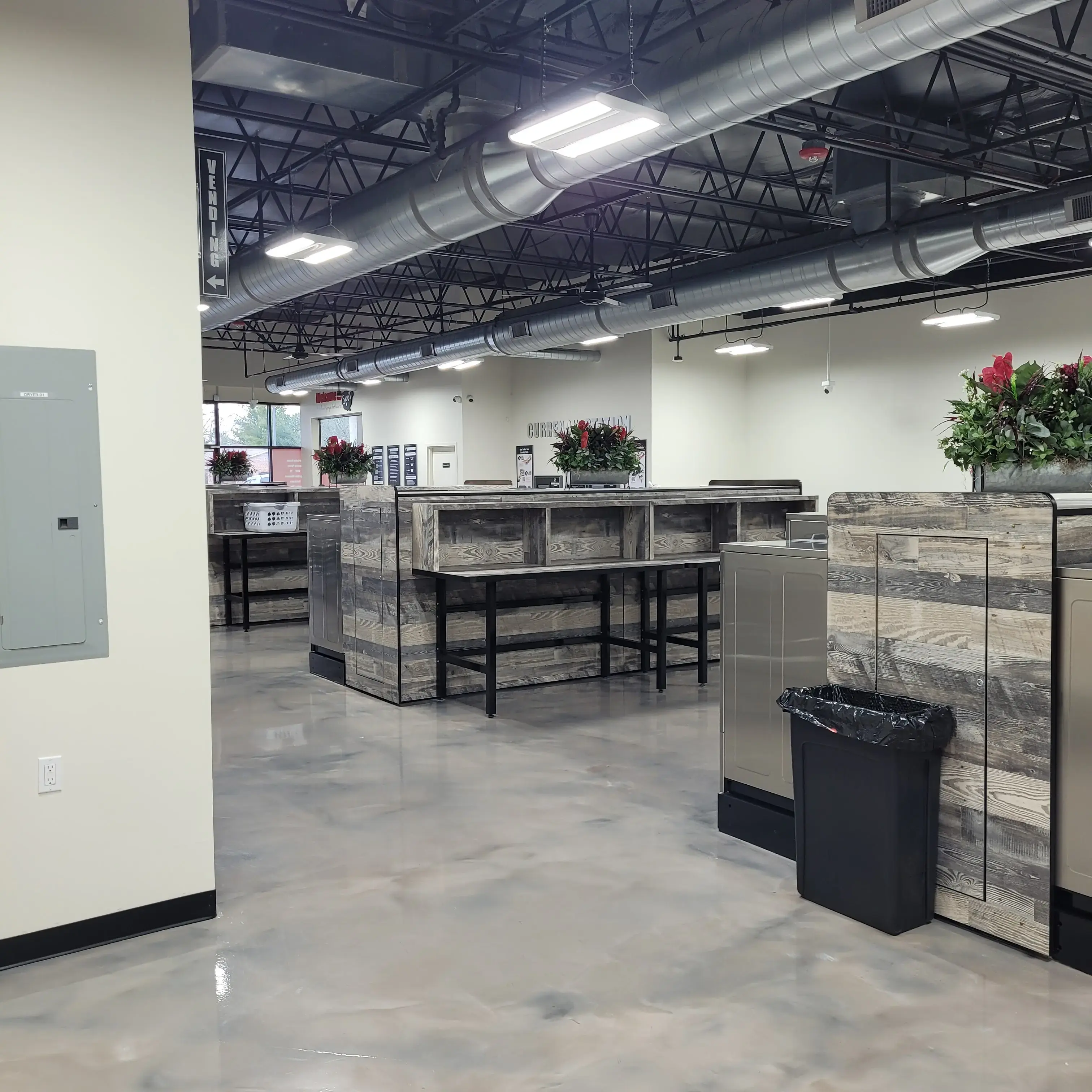 Spot Laundromat - Image 17