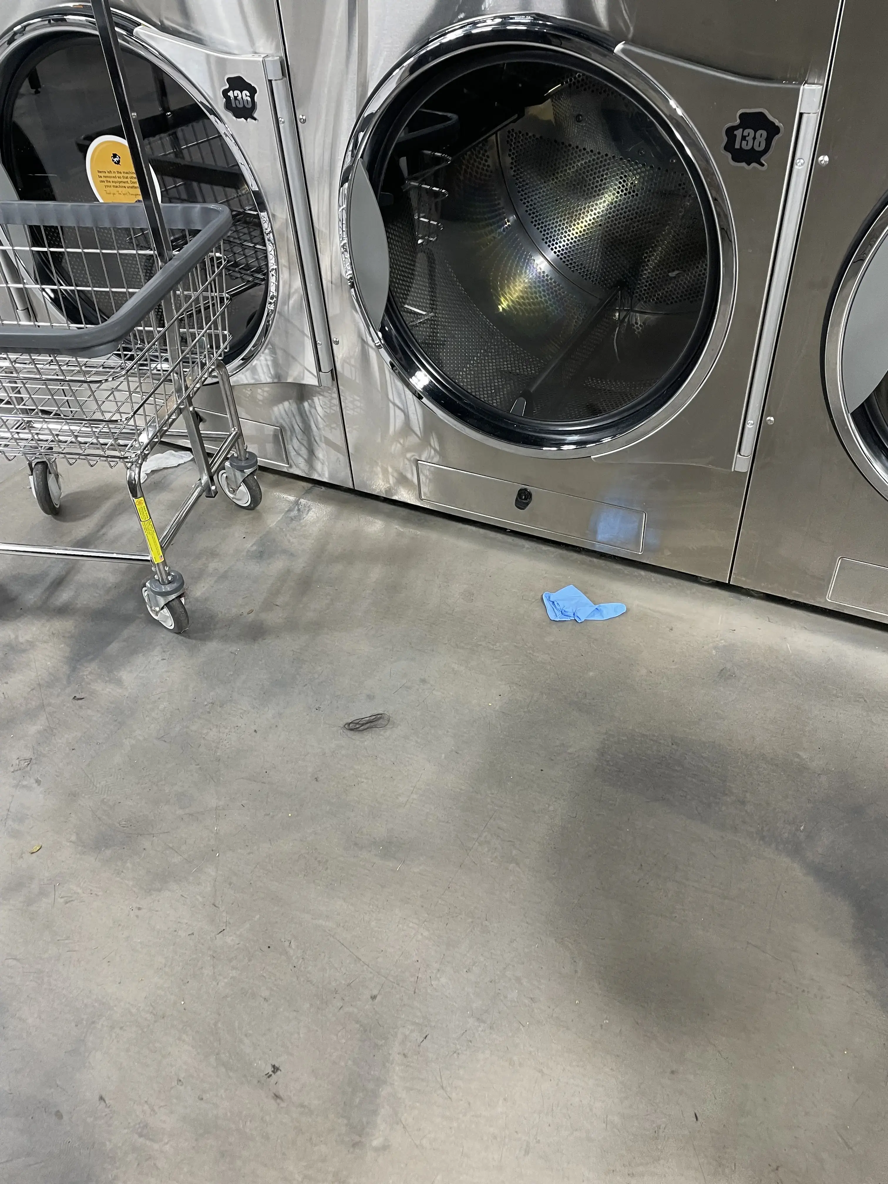 Spot Laundromat & Services thumbnail 9