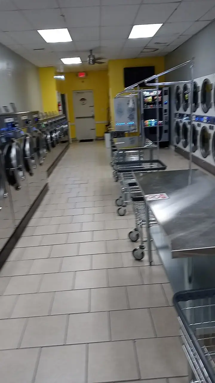Spotless Laundromat LLC thumbnail 18