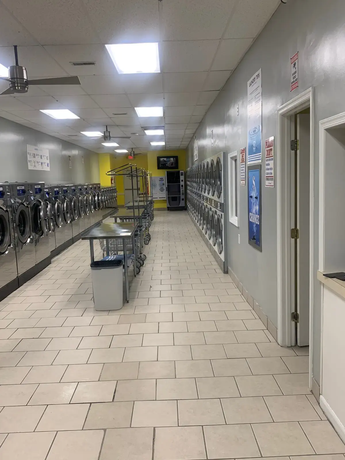 Spotless Laundromat LLC thumbnail 20