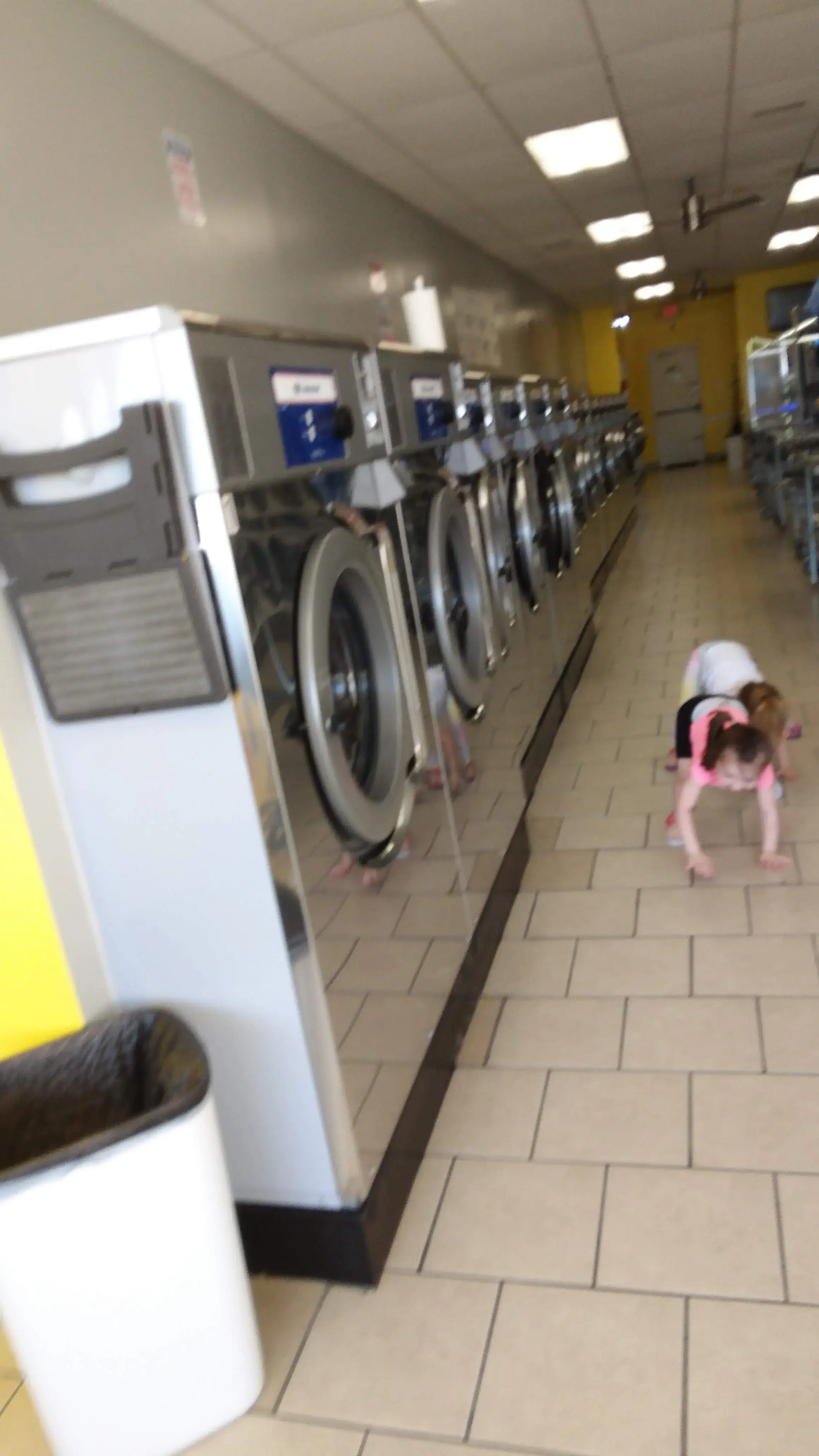Spotless Laundromat LLC thumbnail 16