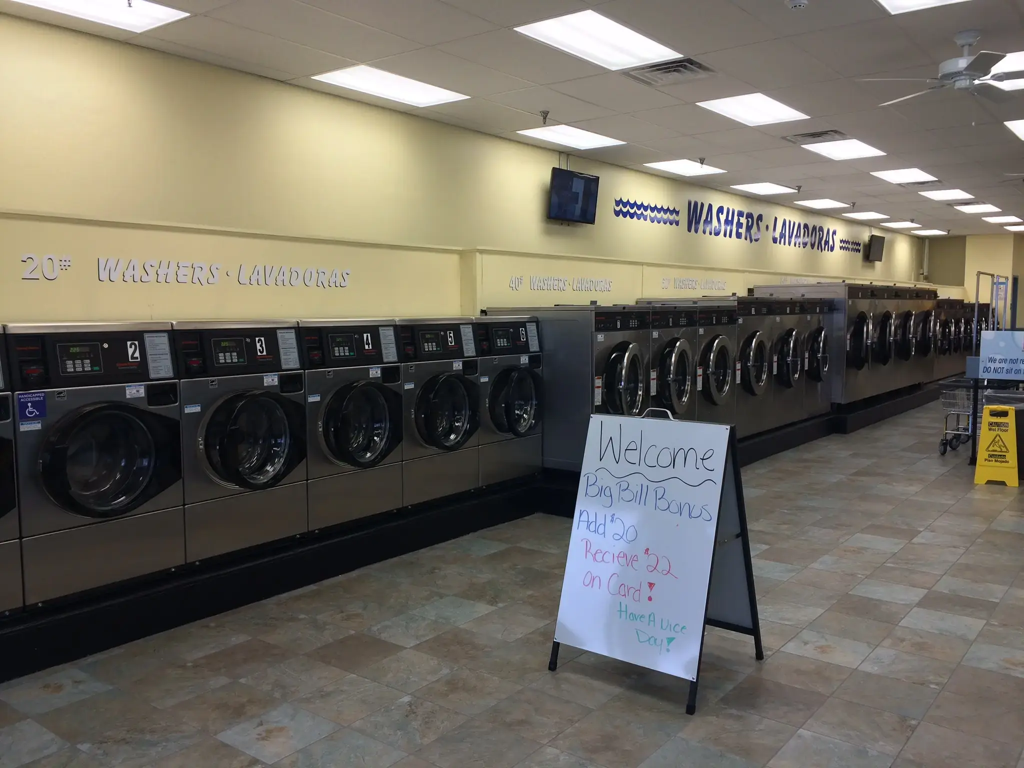 Spots Be Gone Laundromat - Image 18