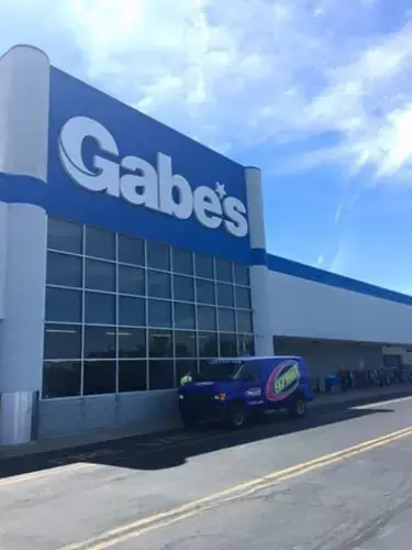 Spots Be Gone Laundromat - Image 4