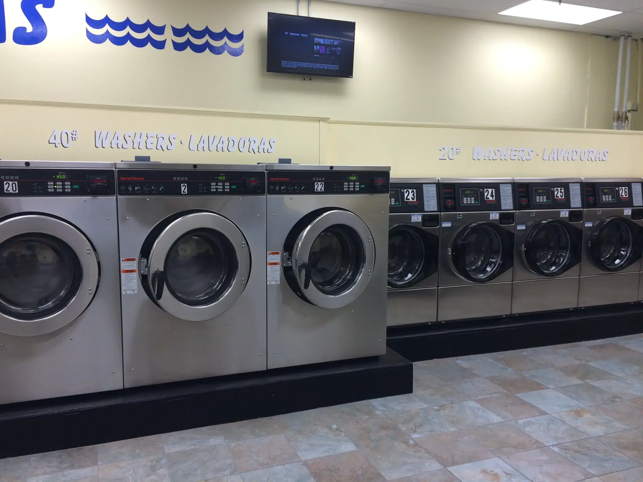 Spots Be Gone Laundromat thumbnail 10