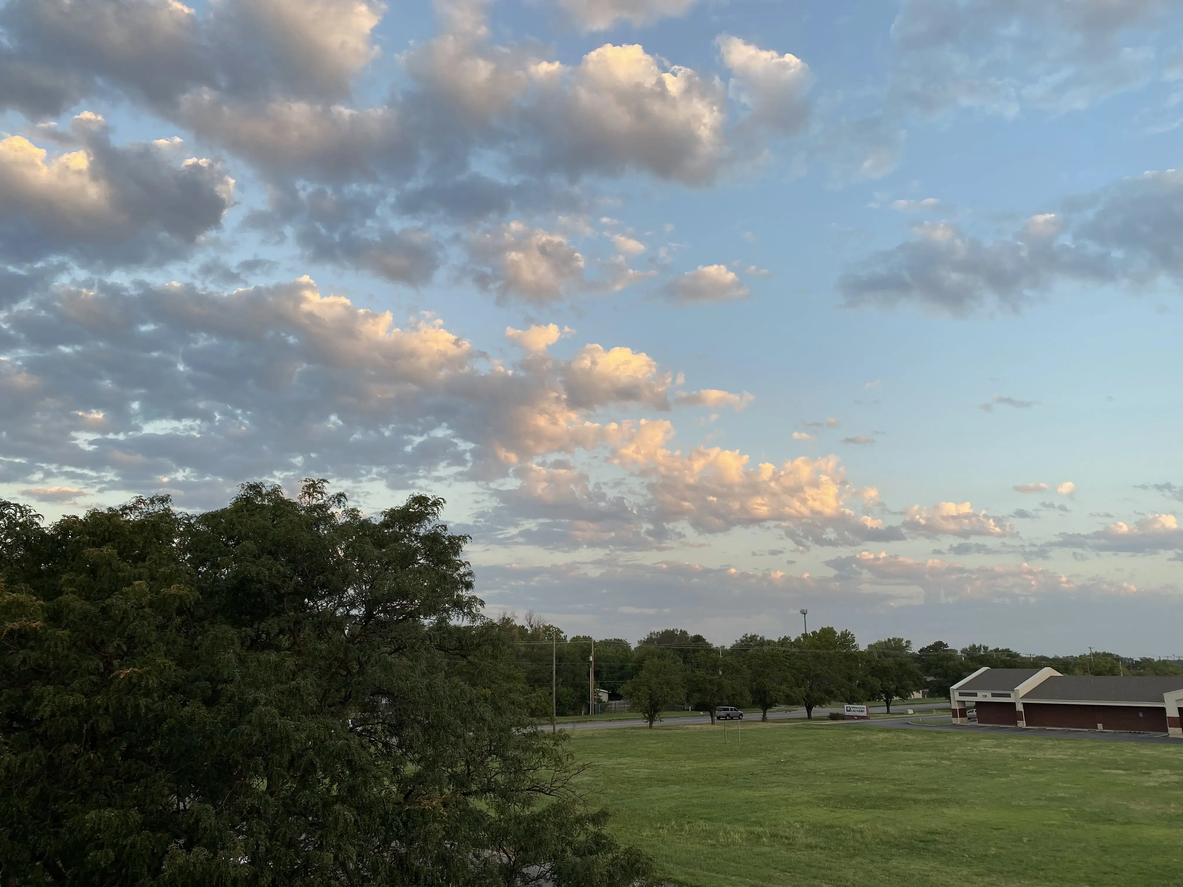 Spring Clean Laundromat - Image 9