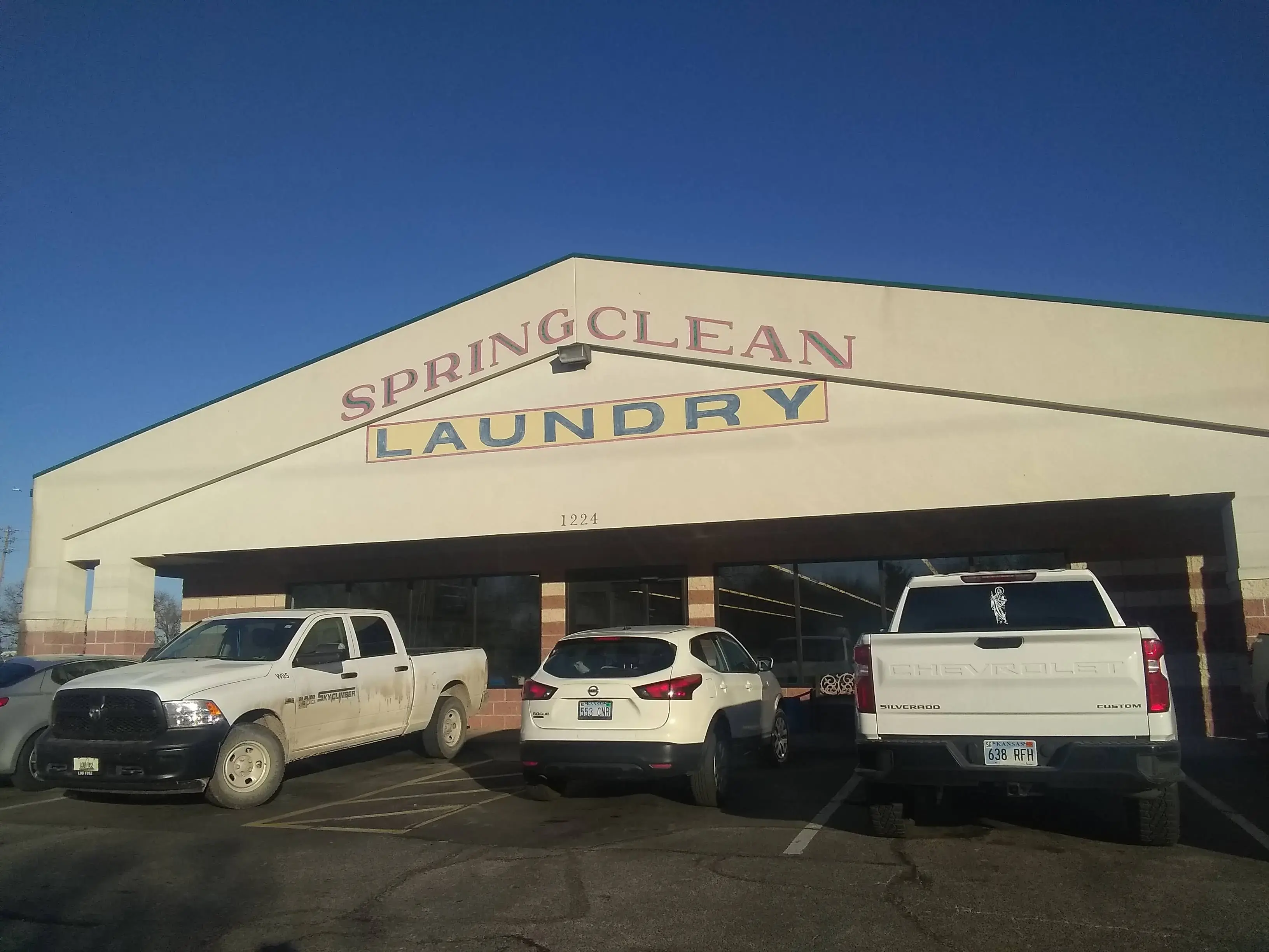 Spring Clean Laundry thumbnail 4