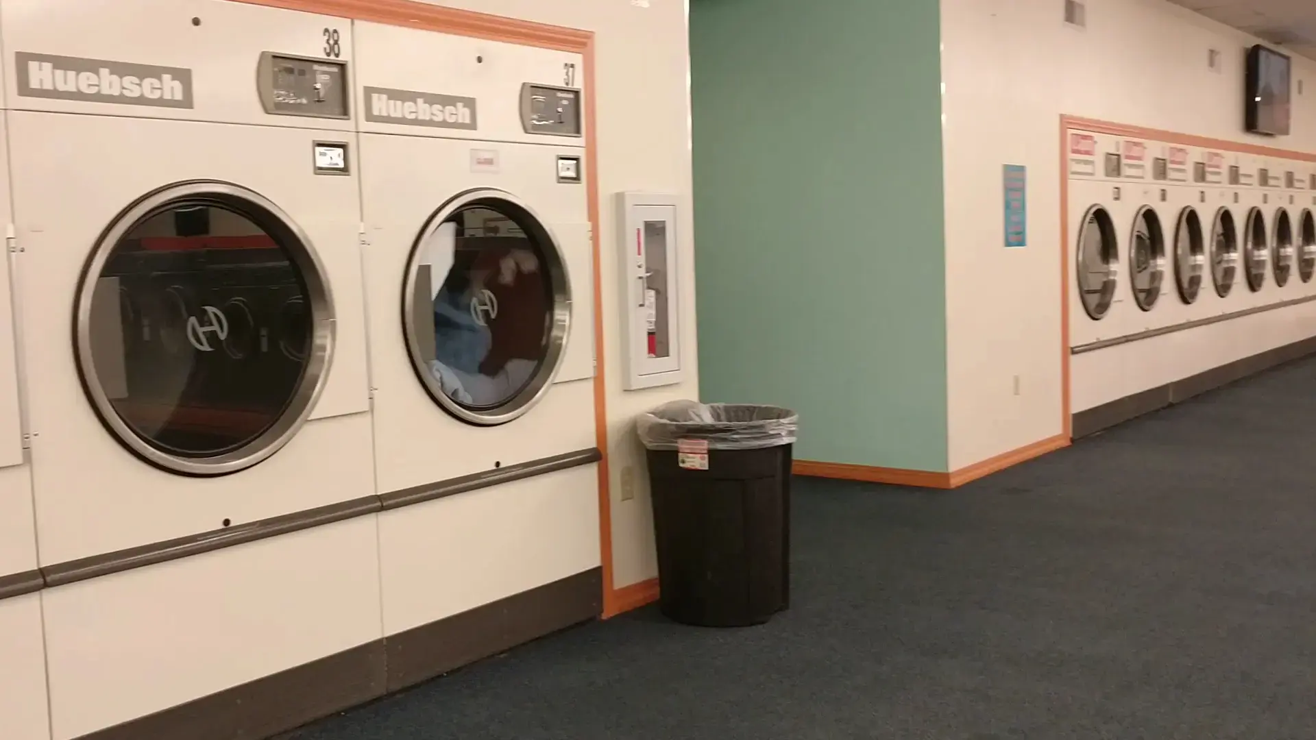 Spring Clean Laundry (Woodlawn) thumbnail 2