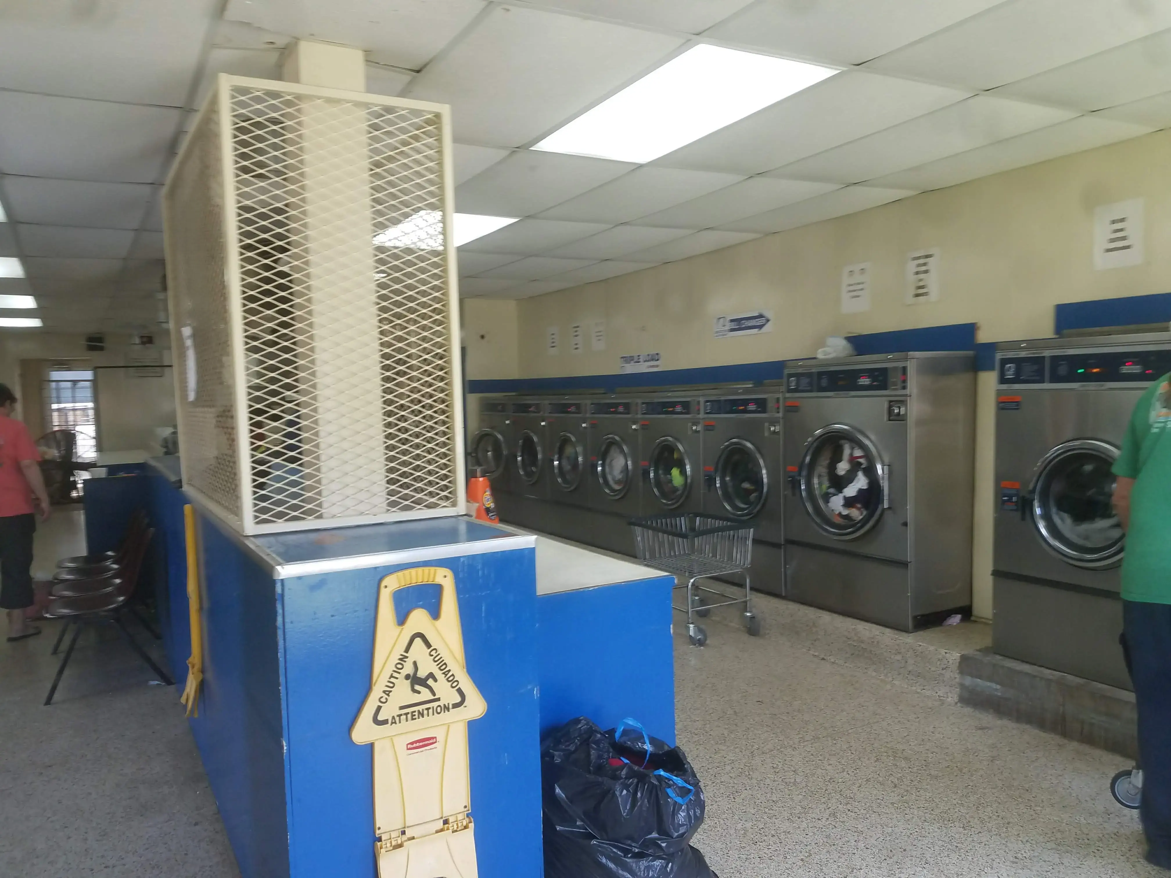 Spring Street Laundry thumbnail 2