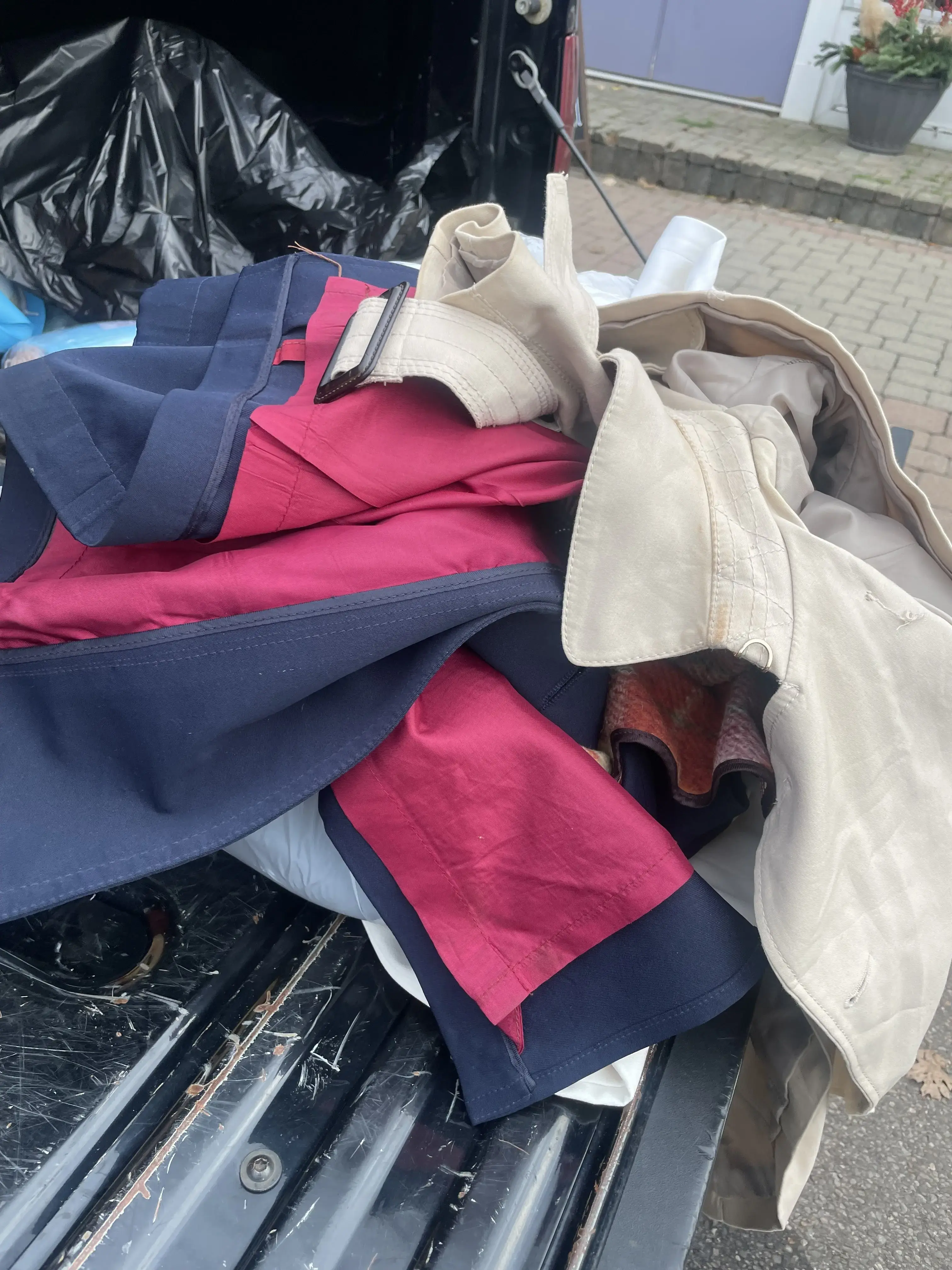 Springdale Cleaners-Wyoming thumbnail 3