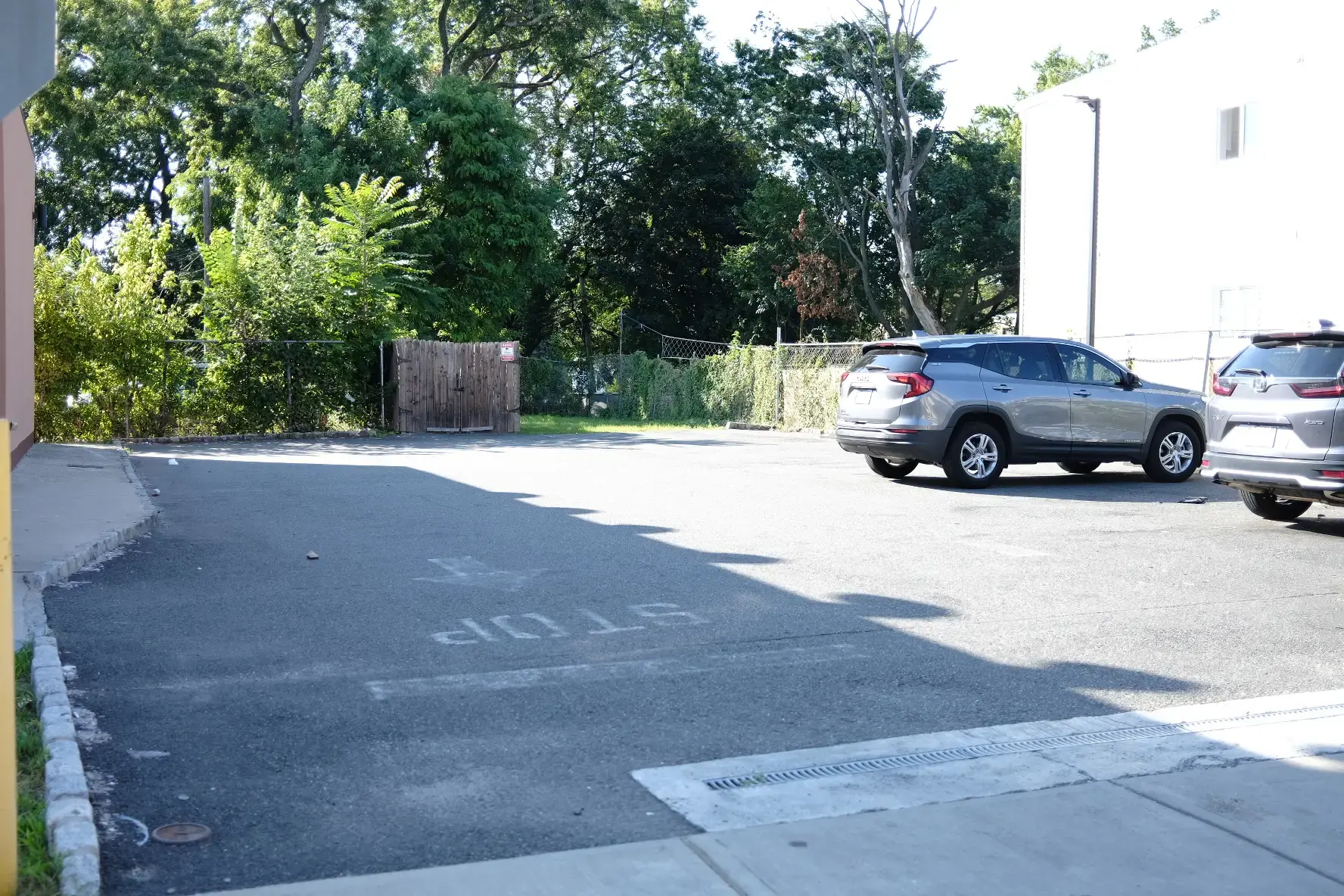 Springdale Laundromat - Image 6