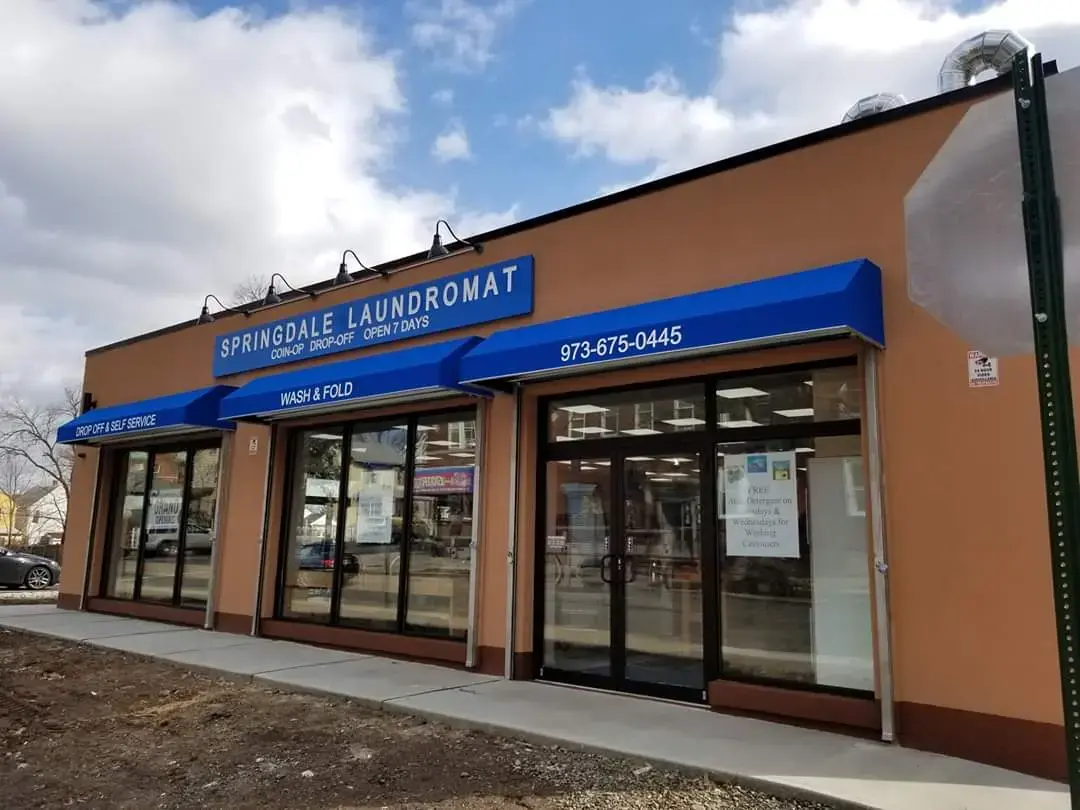 Springdale Laundromat thumbnail 16