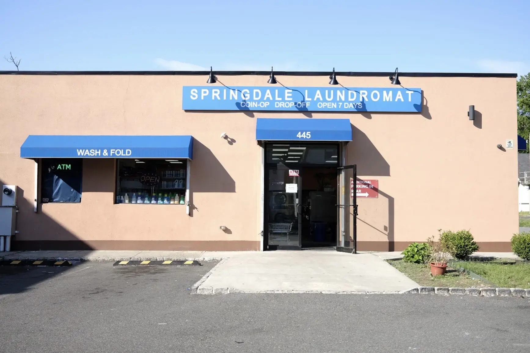 Springdale Laundromat - Image 11