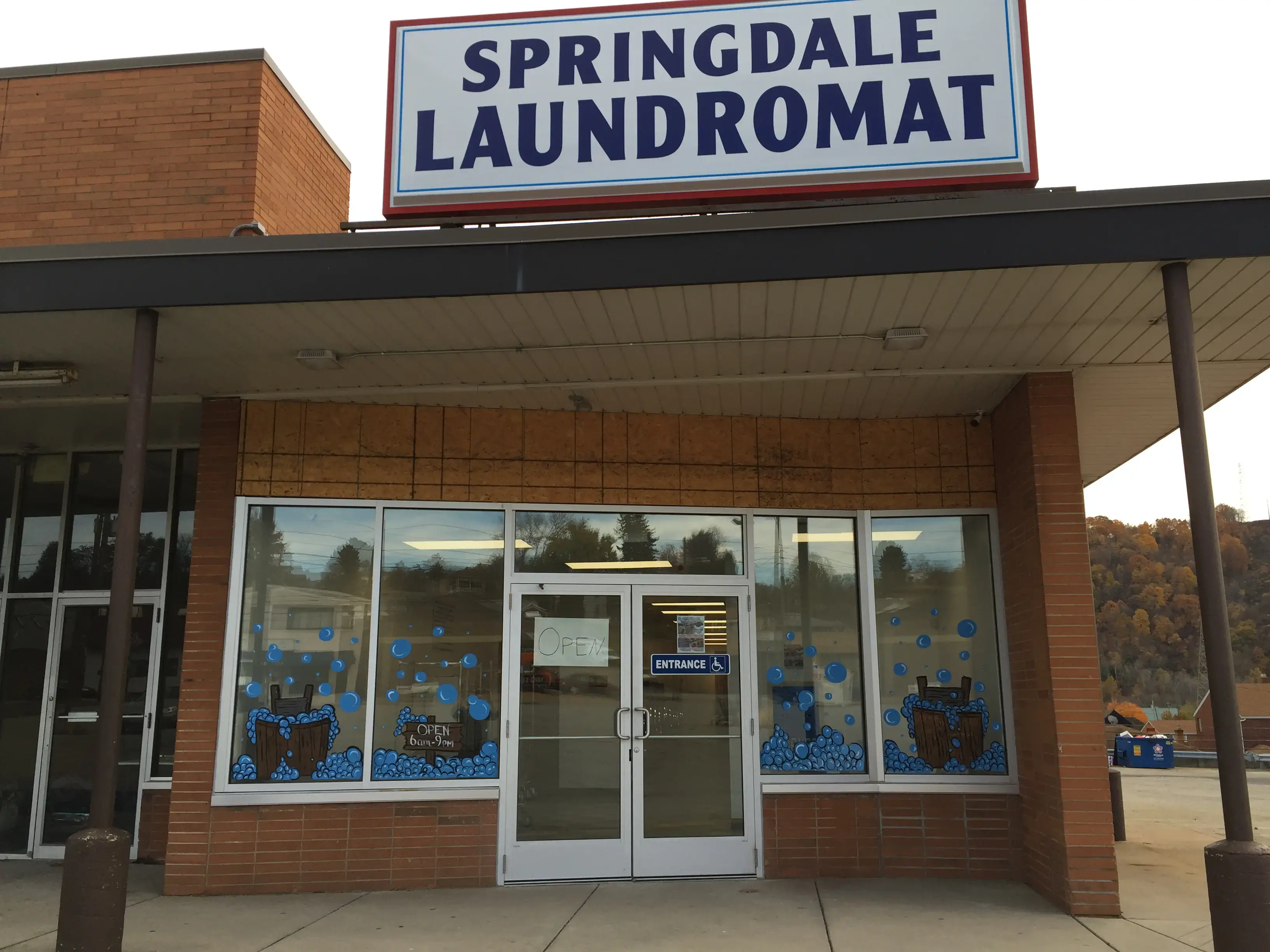 Springdale Laundromat thumbnail 2