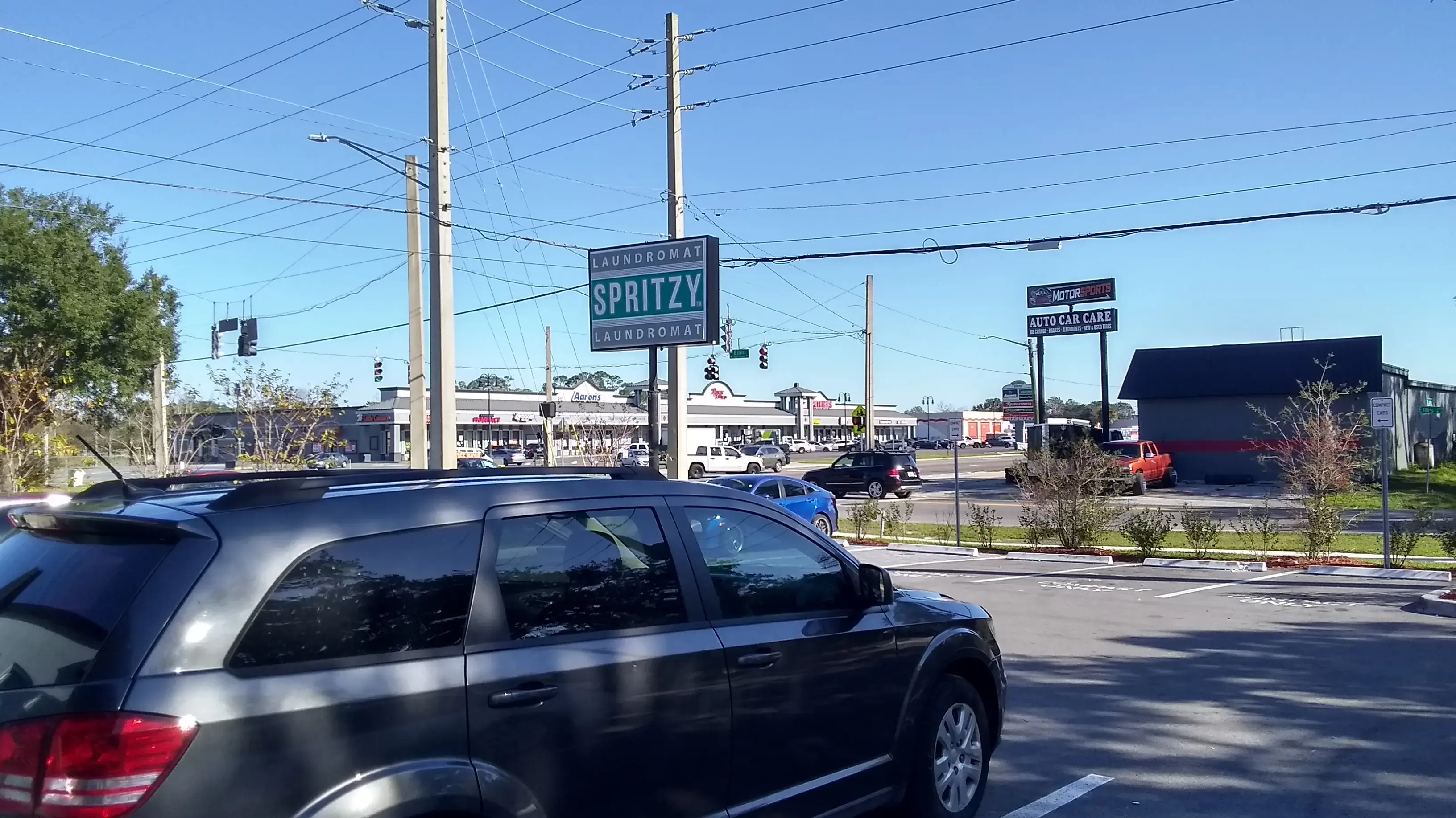 Spritzy Laundromat - Image 12