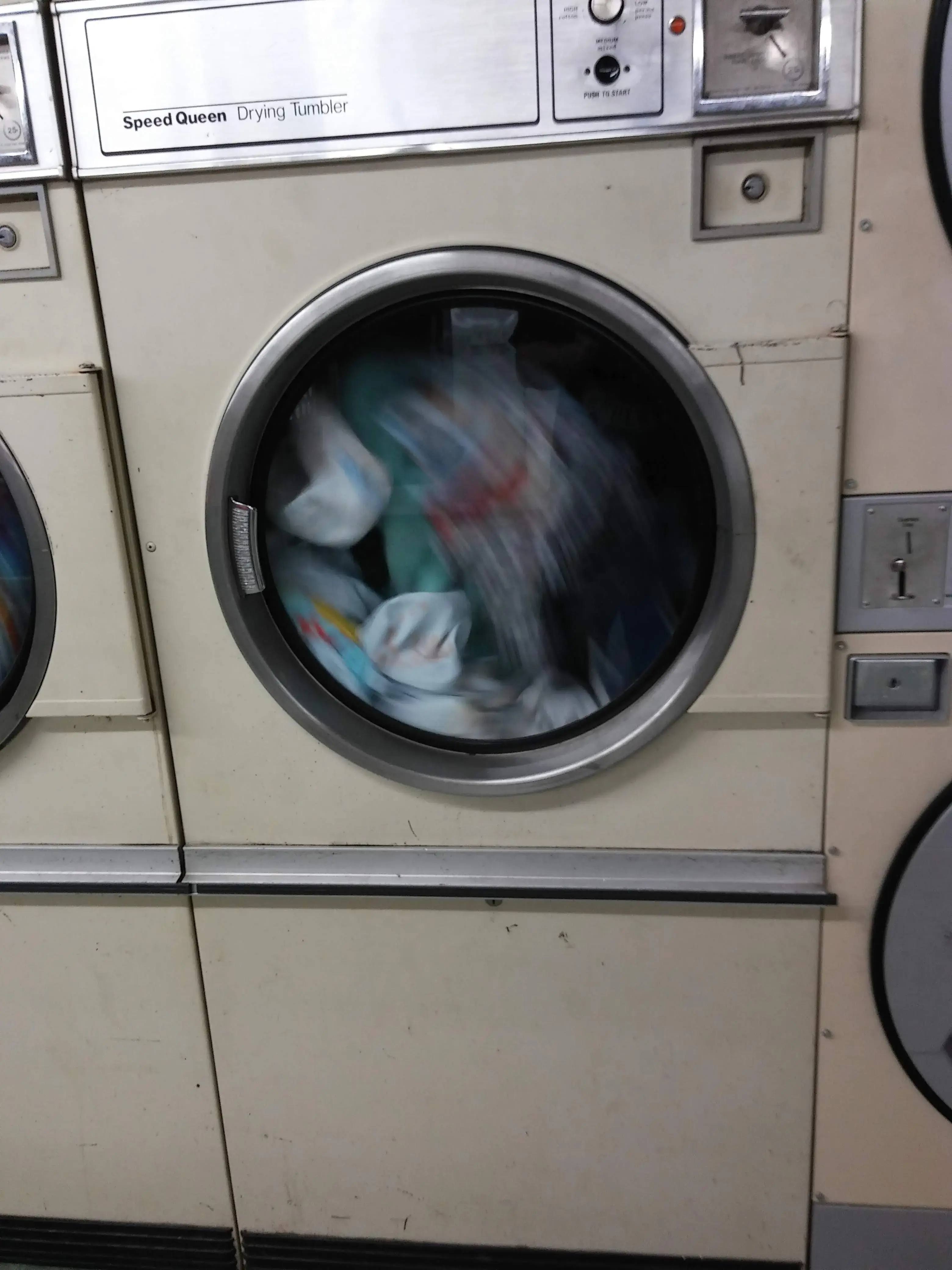 Spry Laundromat - Image 2
