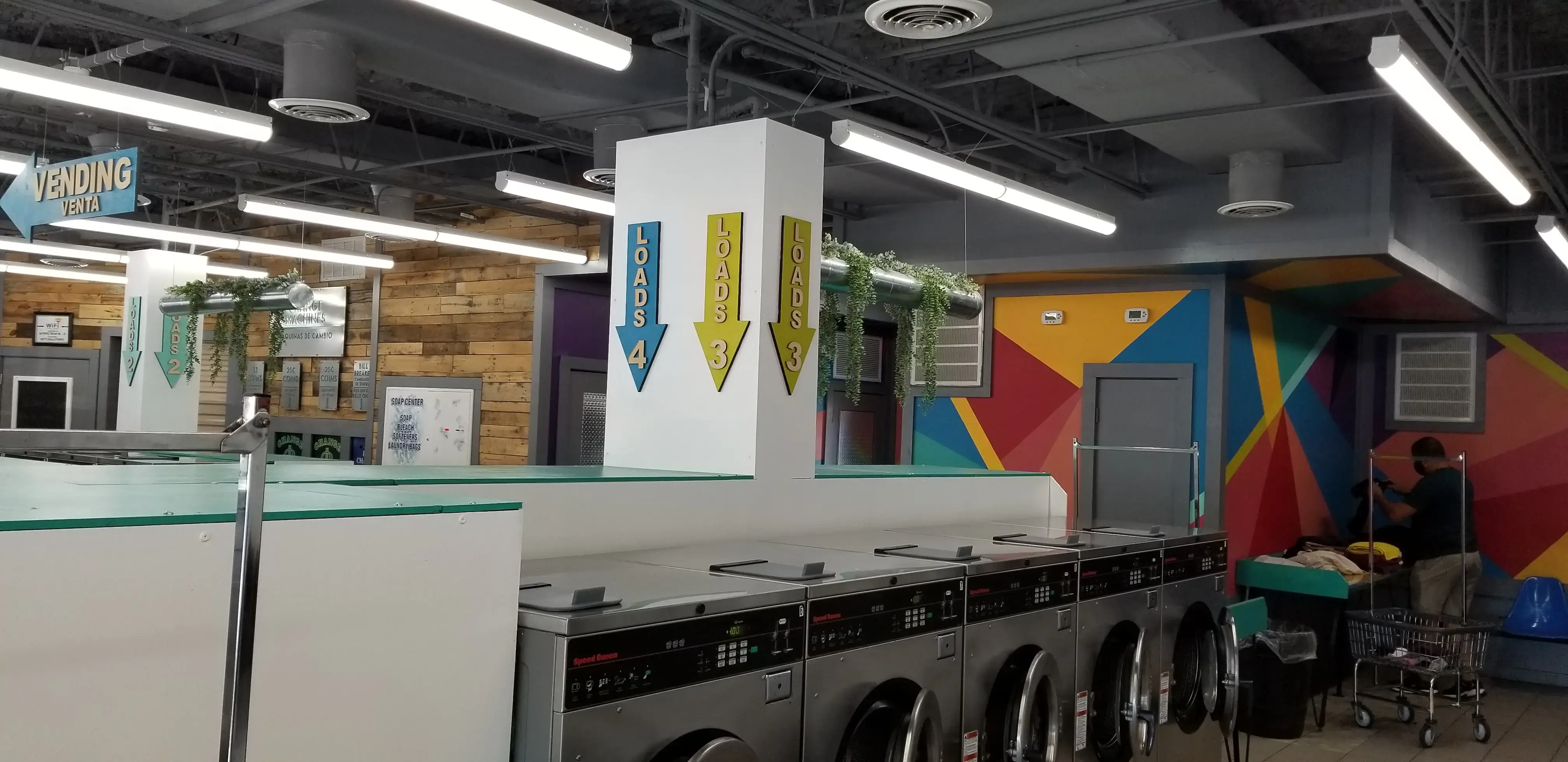 Square Bubbles Laundromat Busch thumbnail 11