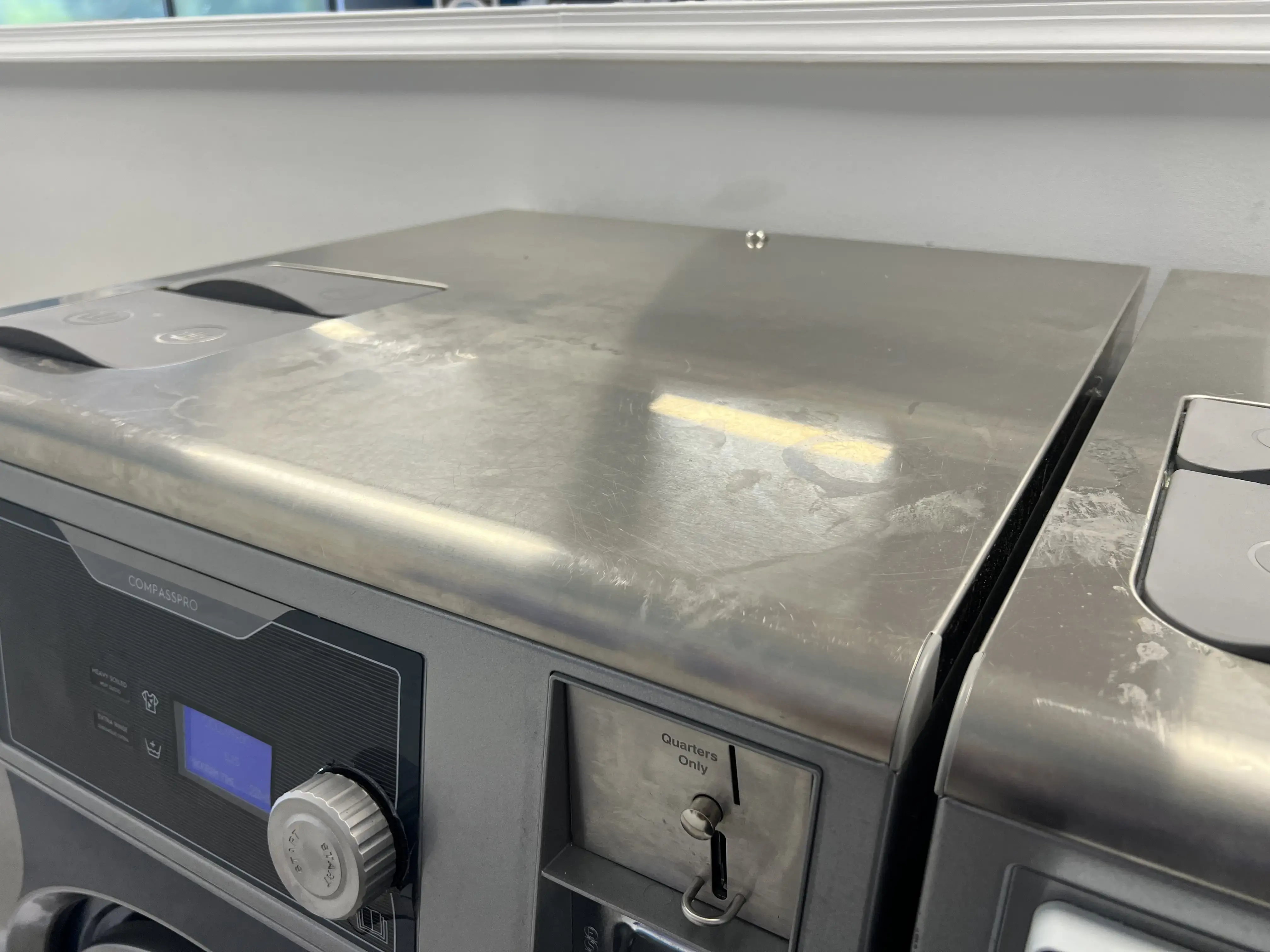 Squeaky Bees Laundromat & Wash and Fold thumbnail 7