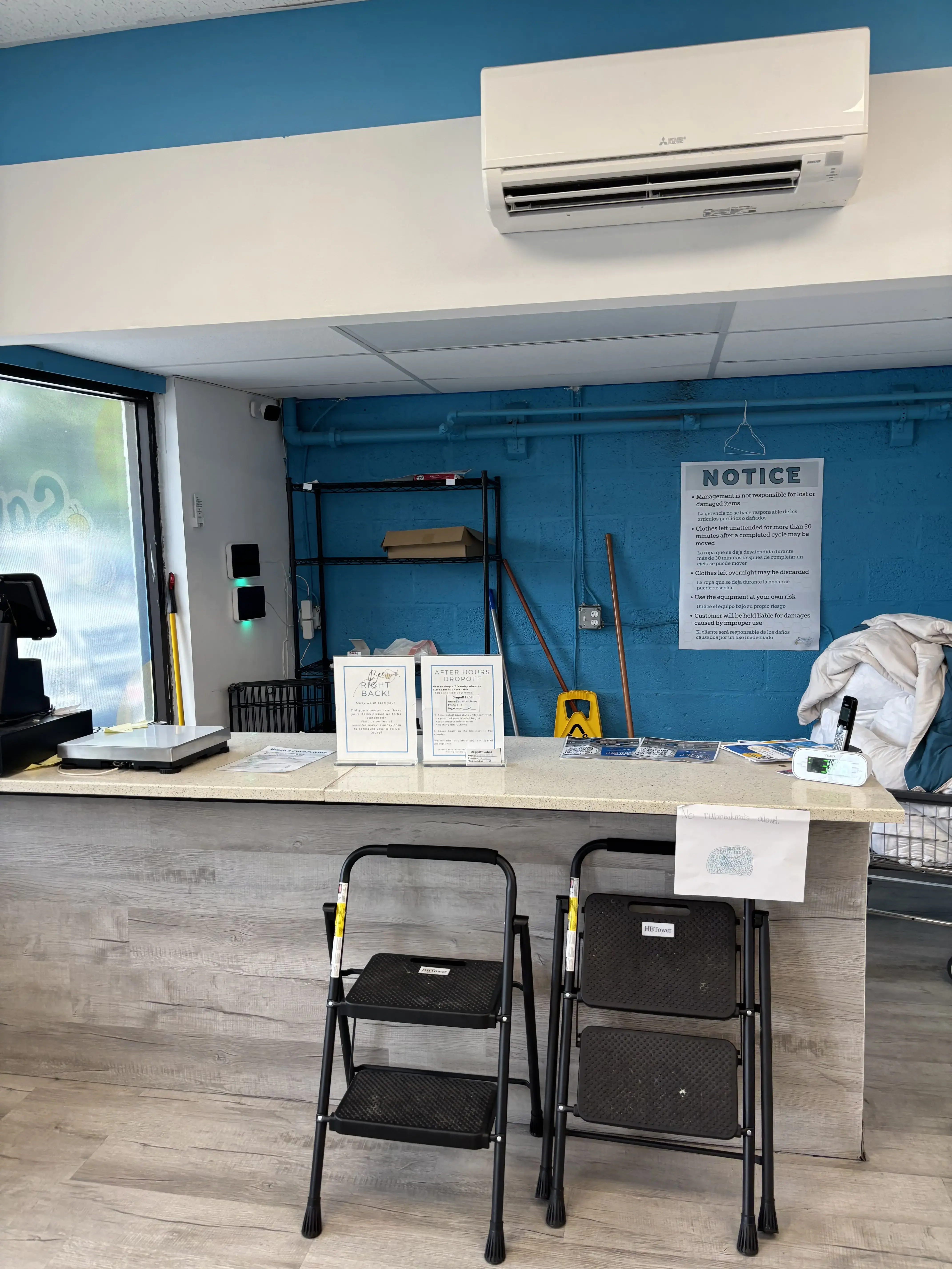 Squeaky Bees Laundromat & Wash and Fold - Image 6