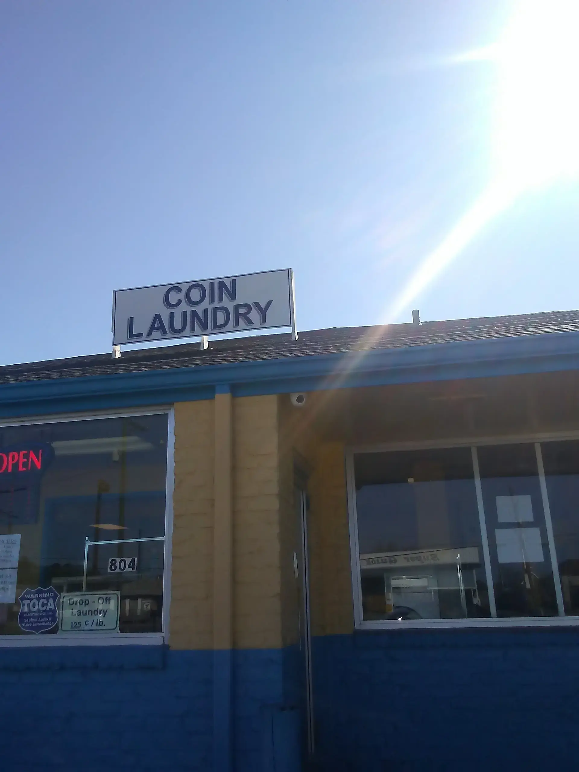Squeaky Kleen Coin Laundry - Image 6
