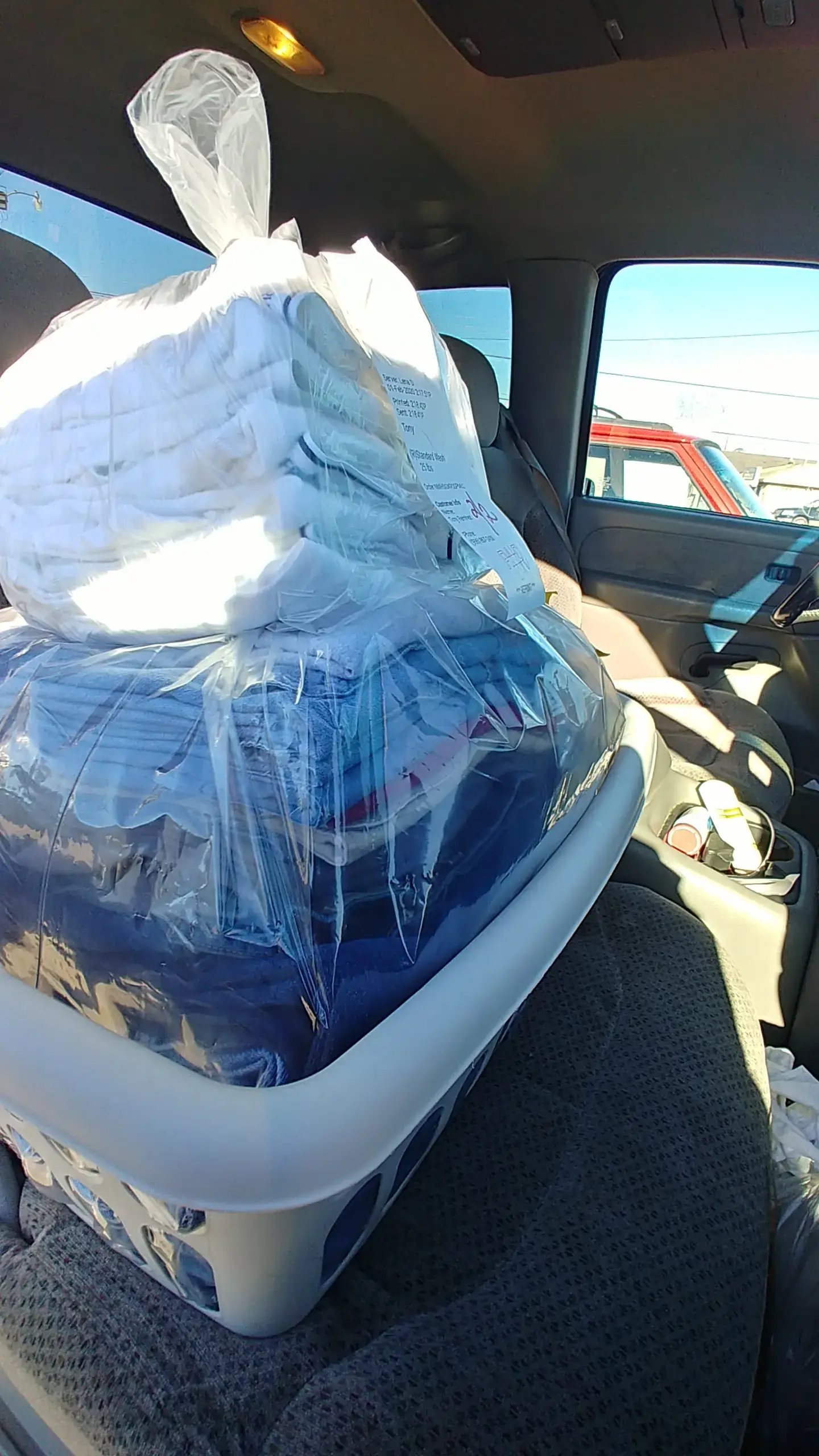 Squeaky Kleen Coin Laundry - Image 11