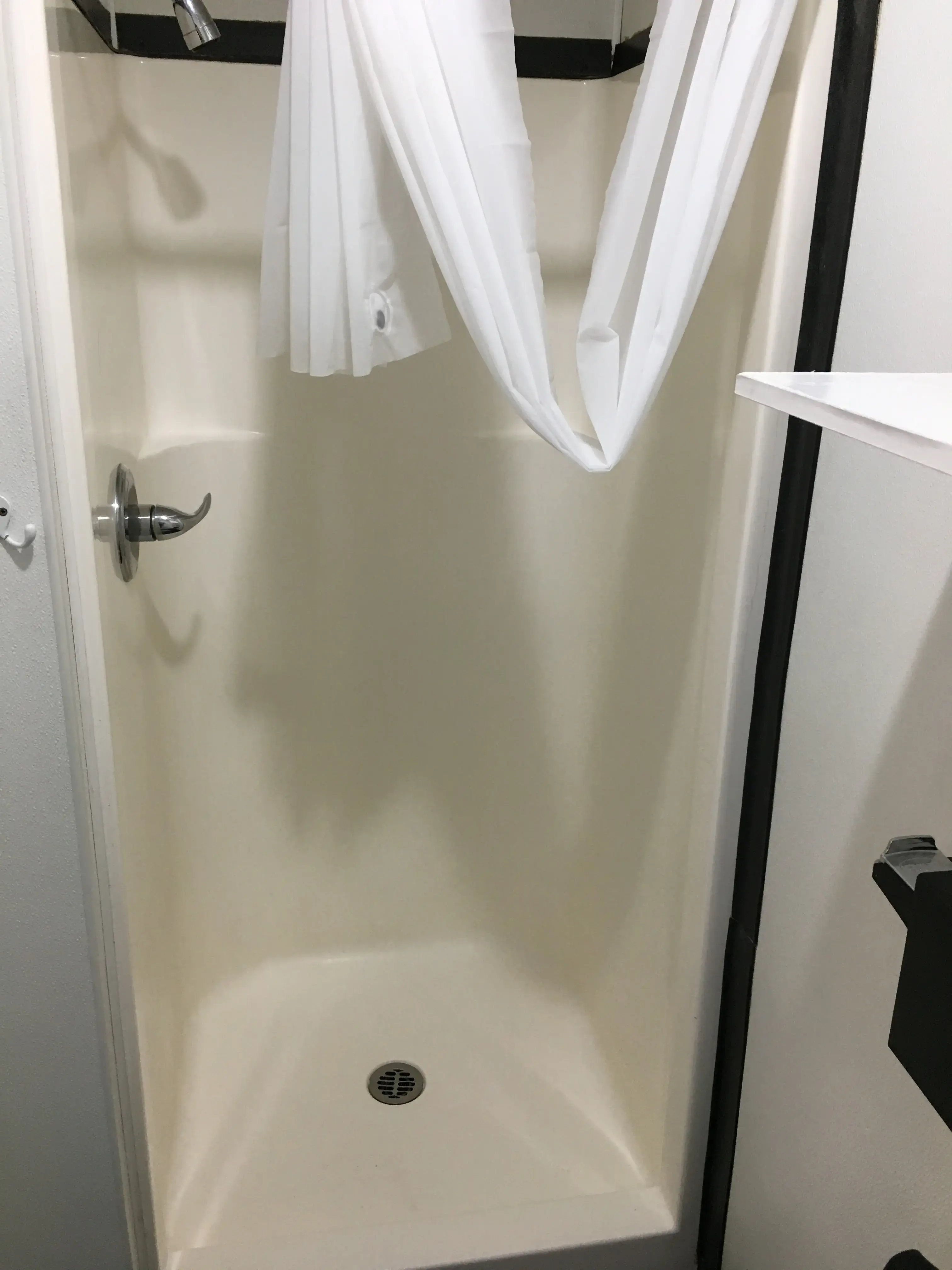 Squires Laundry and Showers thumbnail 7