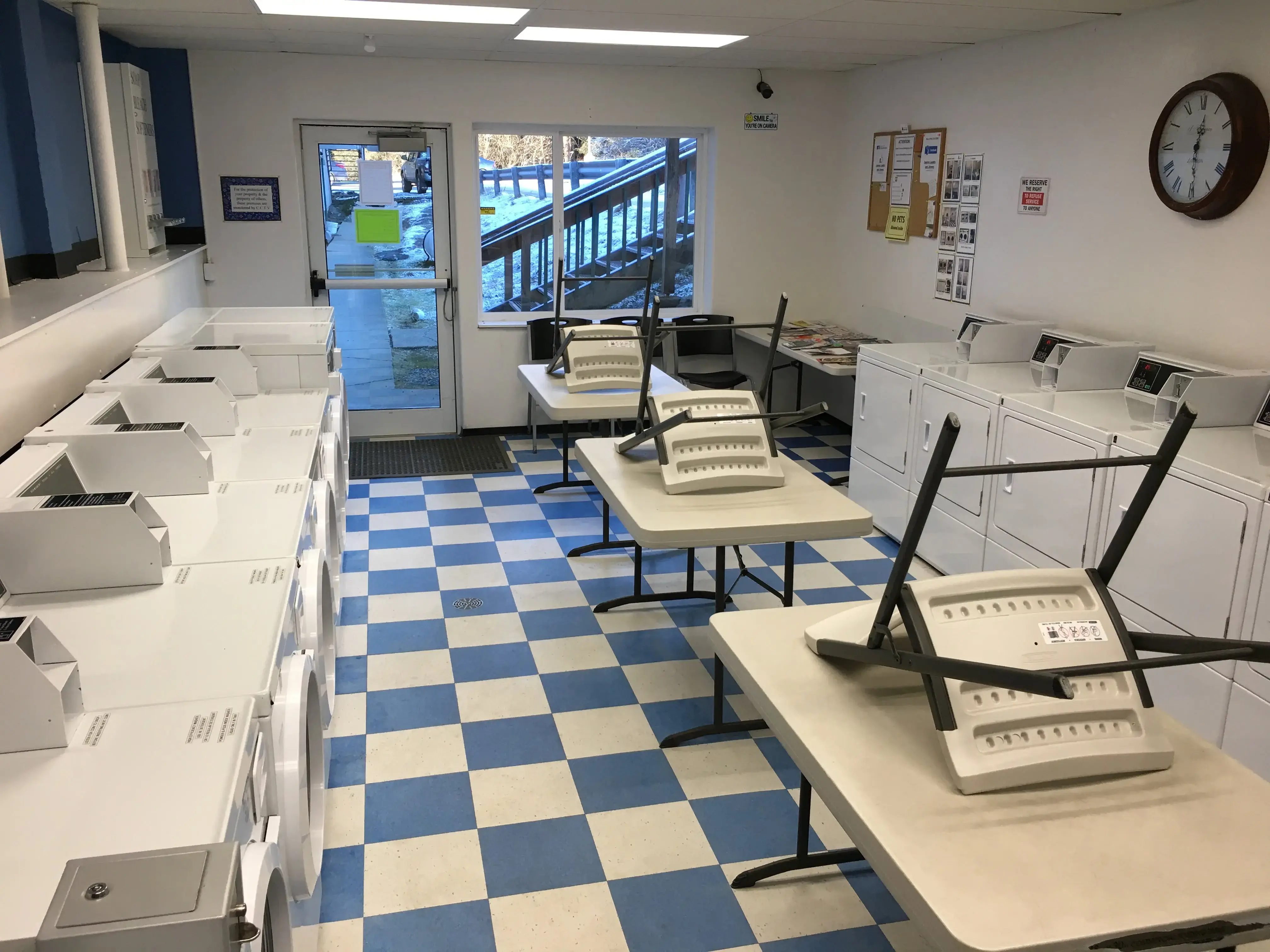 Squires Laundry and Showers thumbnail 15