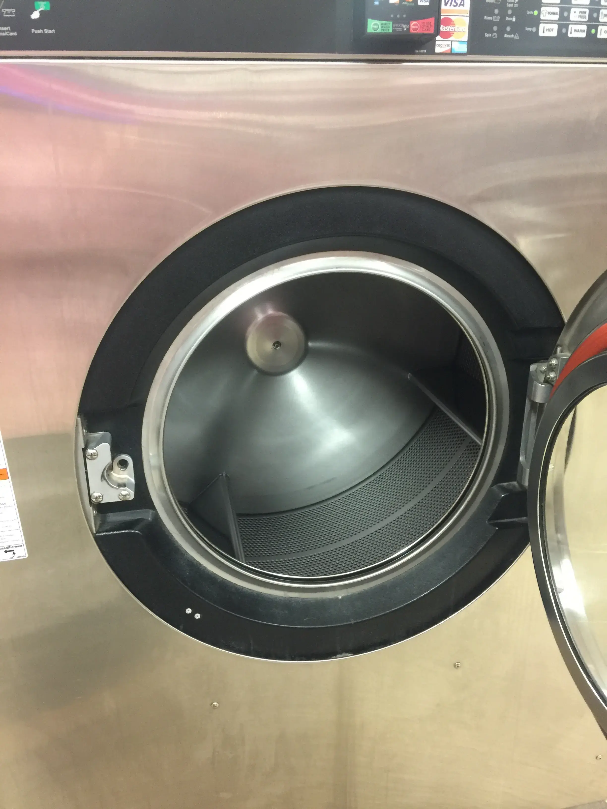 S&S Laundromat - Image 14