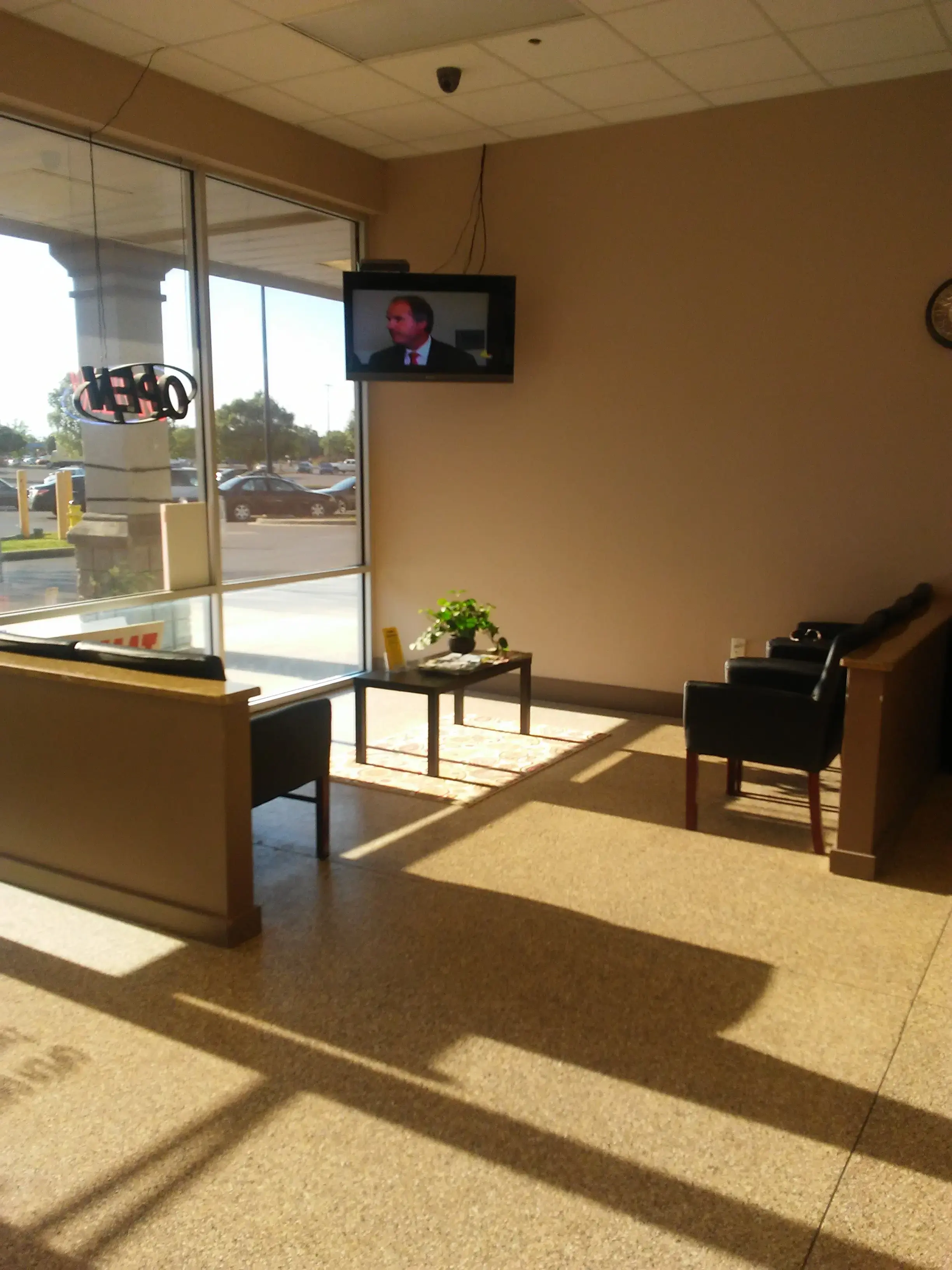 S&S Laundromat - Image 8