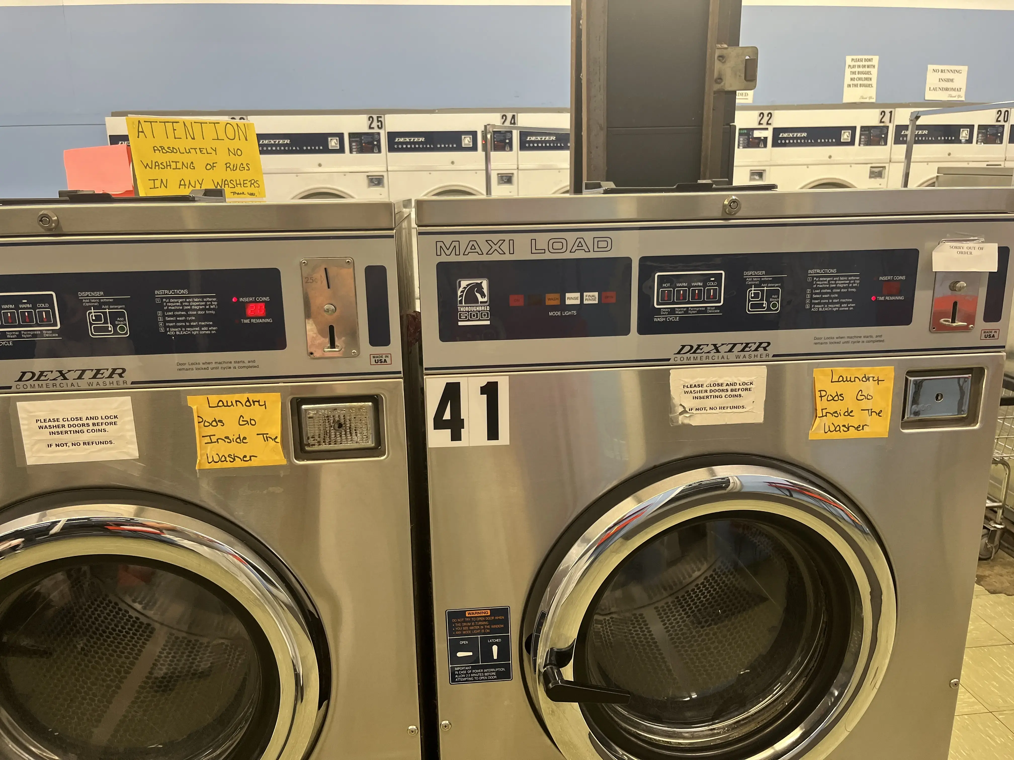 St. B Super Laundromat - Image 12