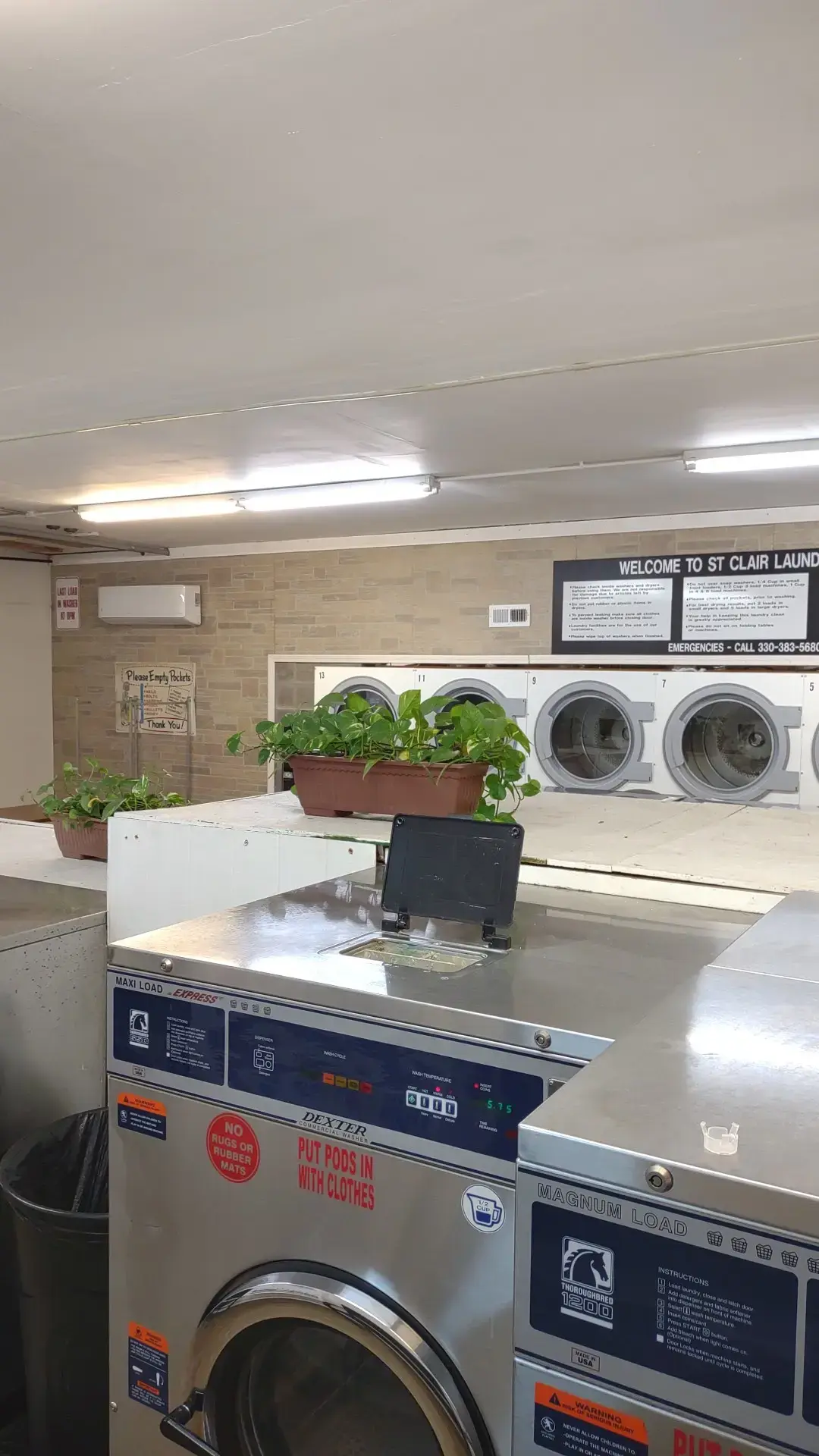 St. Clair Laundry Room - Image 9
