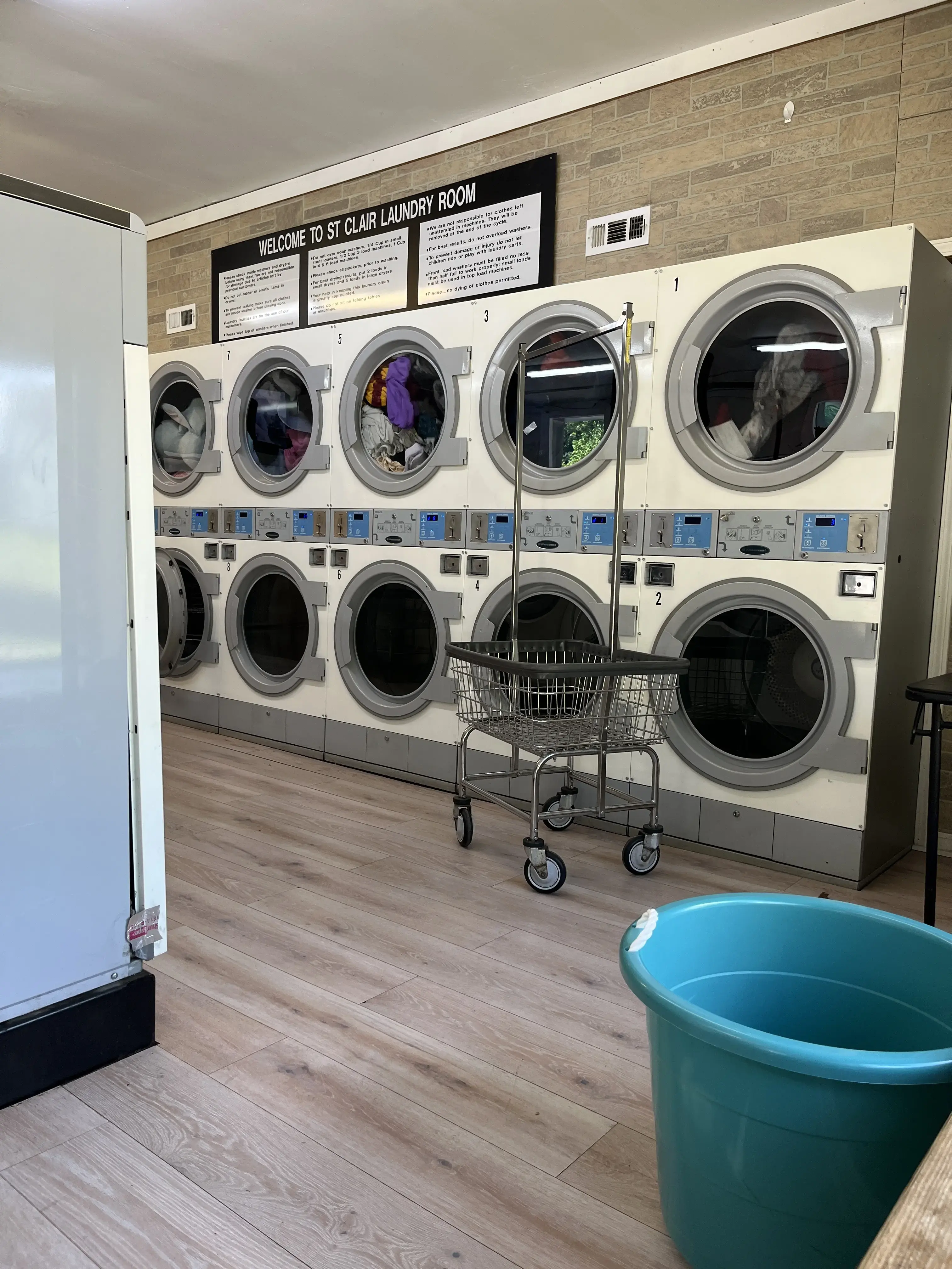 St. Clair Laundry Room thumbnail 1