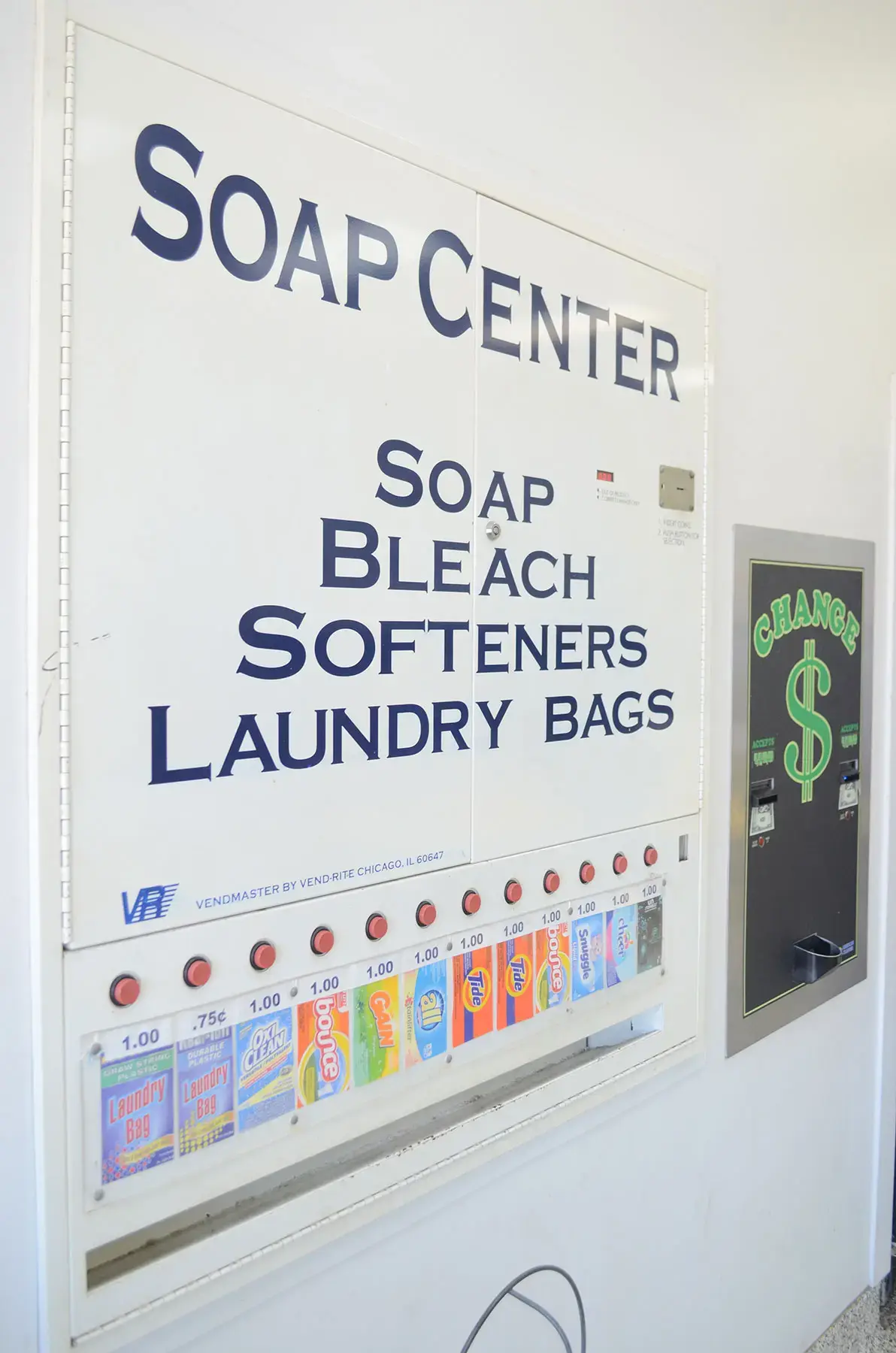 St Croix Cleaners Laundromat - Image 8