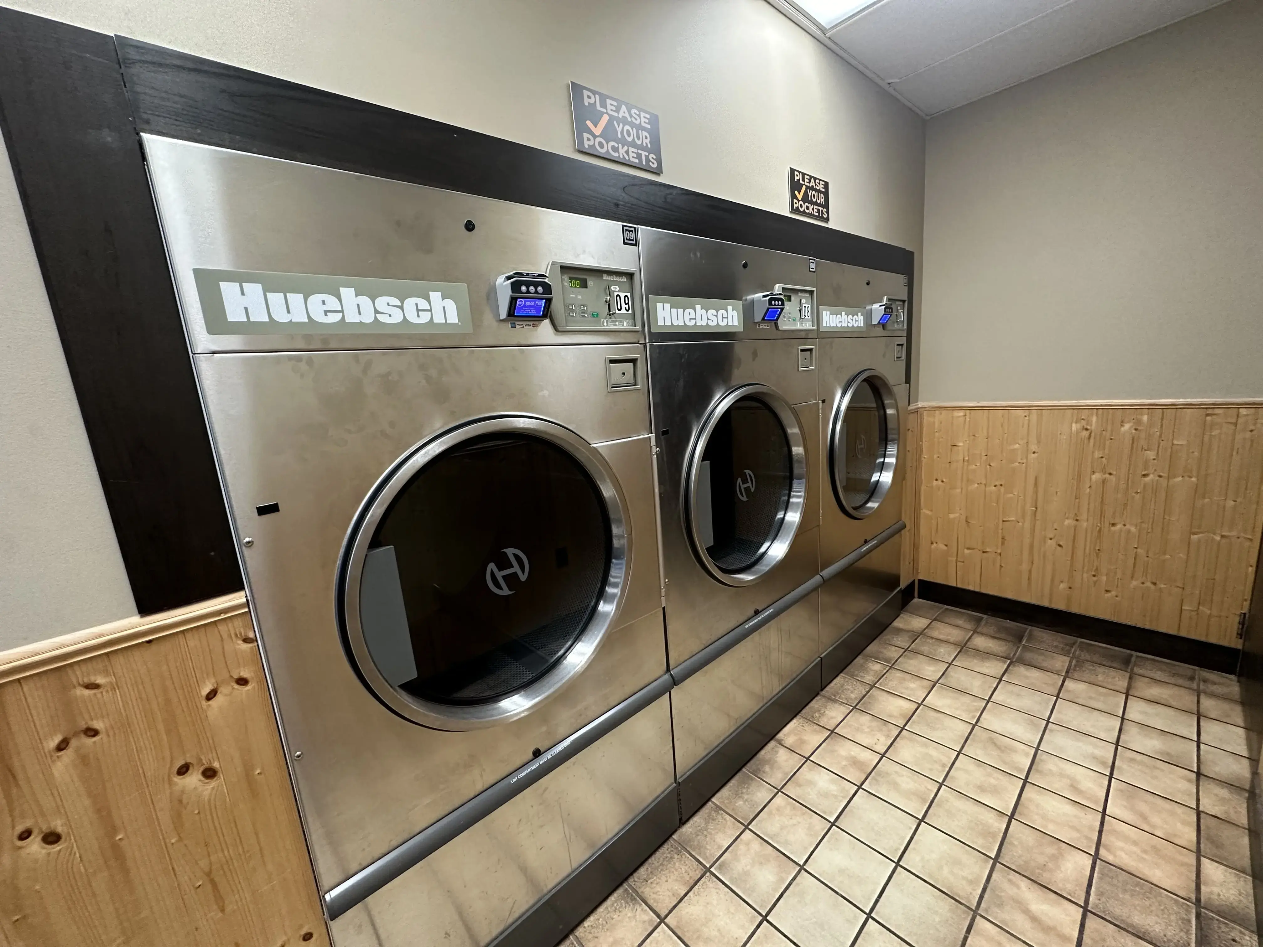 St. Croix Laundromat - Croixland - Image 18