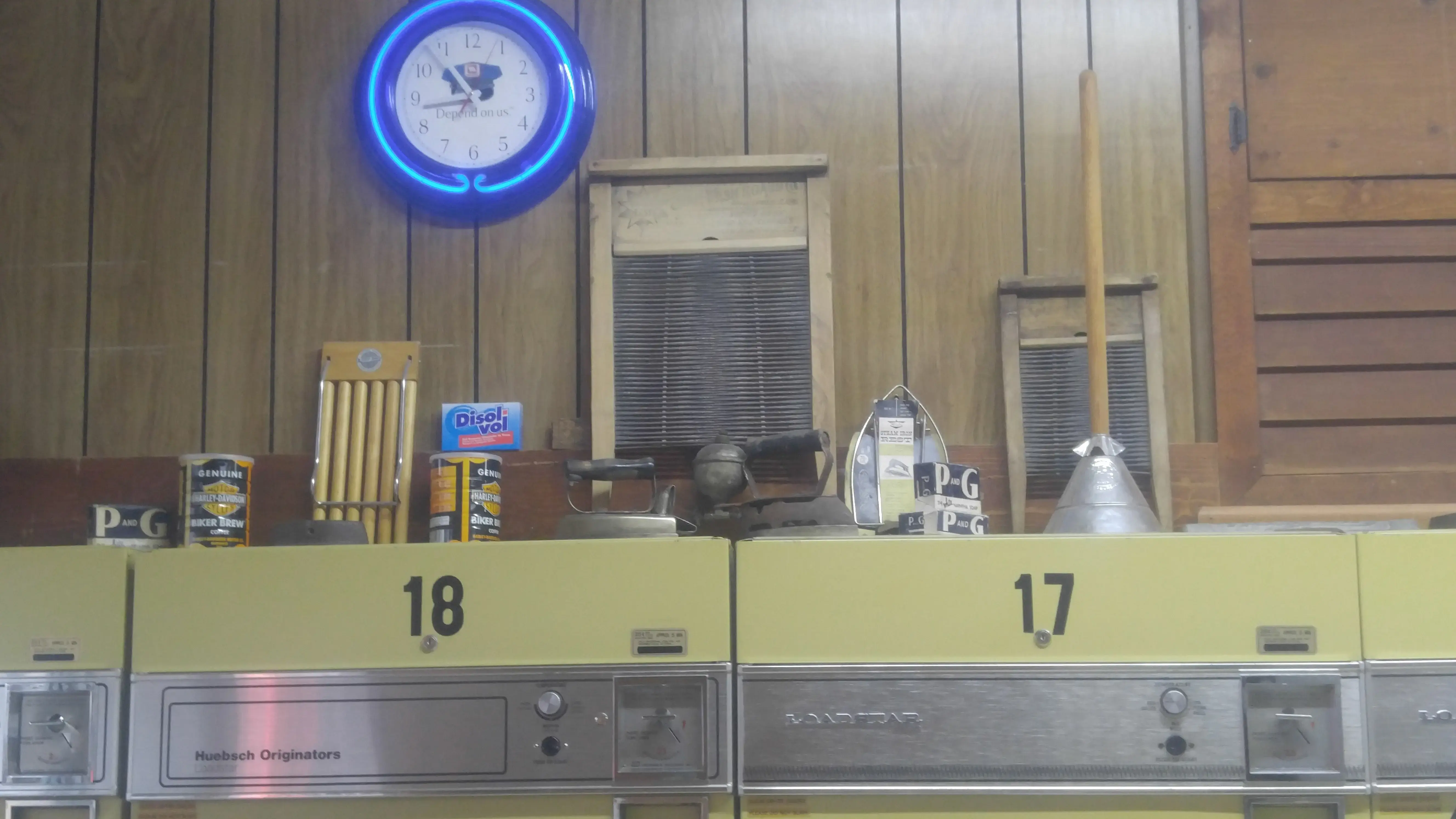 St Croix Laundry & Carwash Laundromat-Tanning thumbnail 12