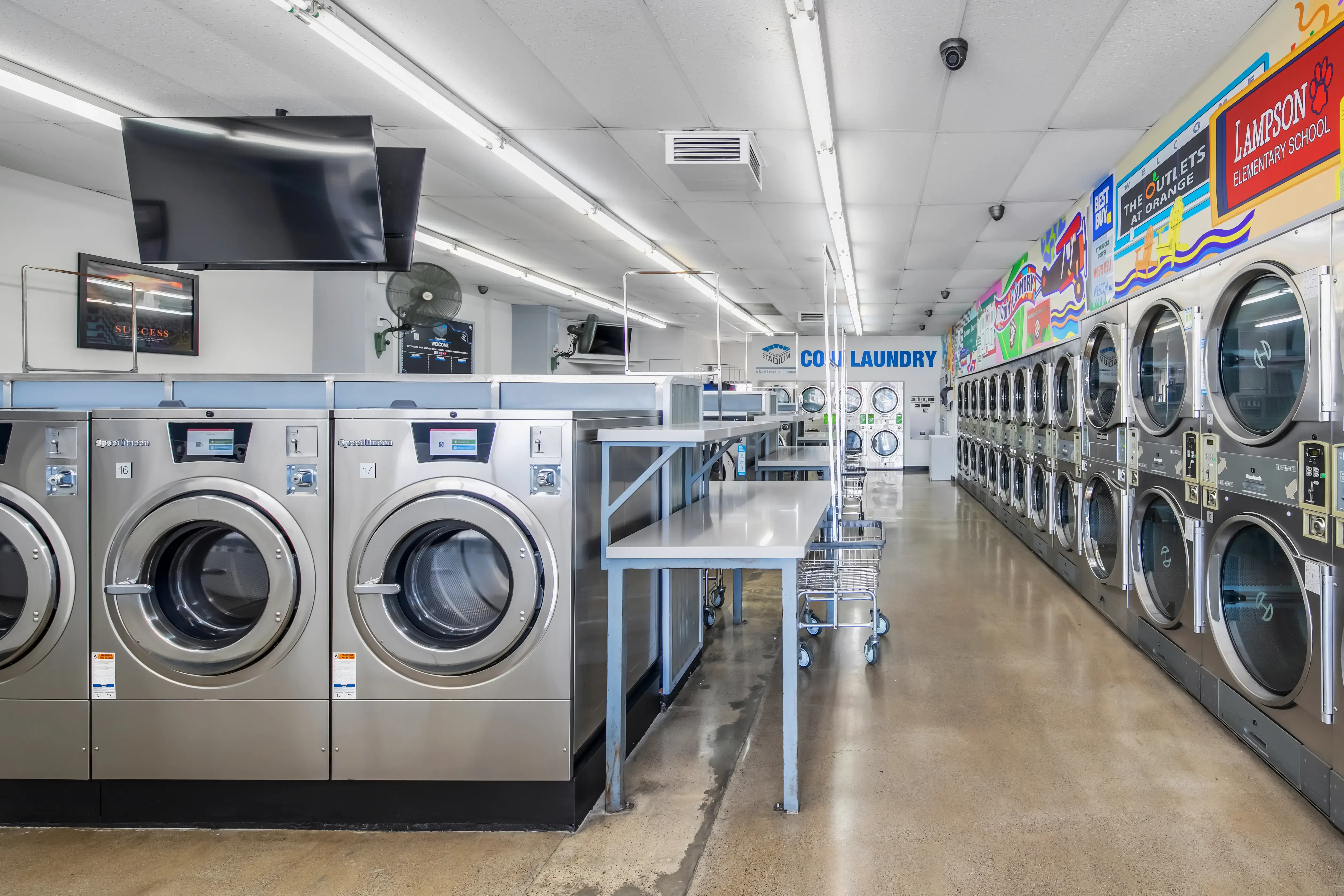 Stadium Coin Laundry thumbnail 2