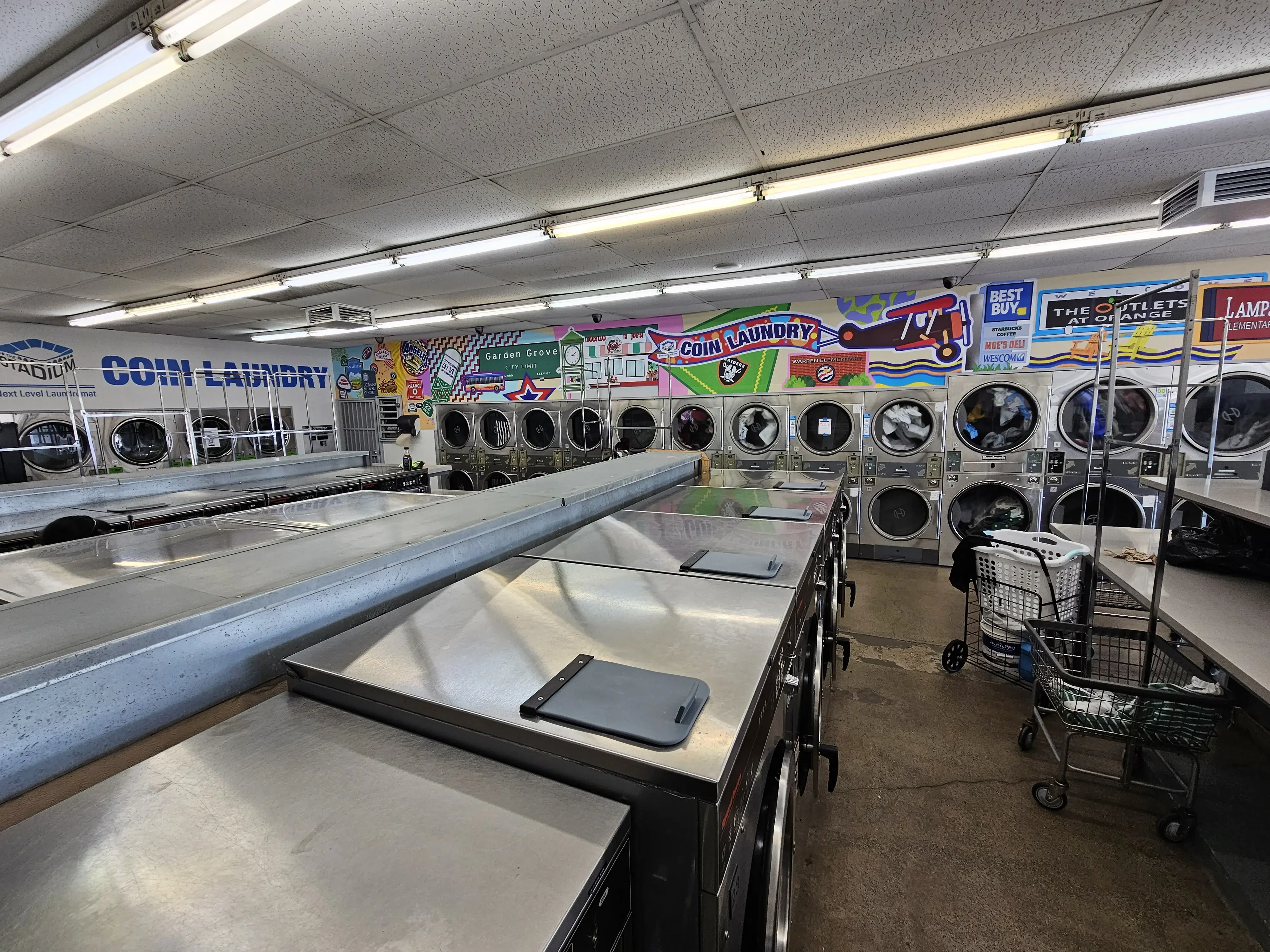 Stadium Coin Laundry thumbnail 12
