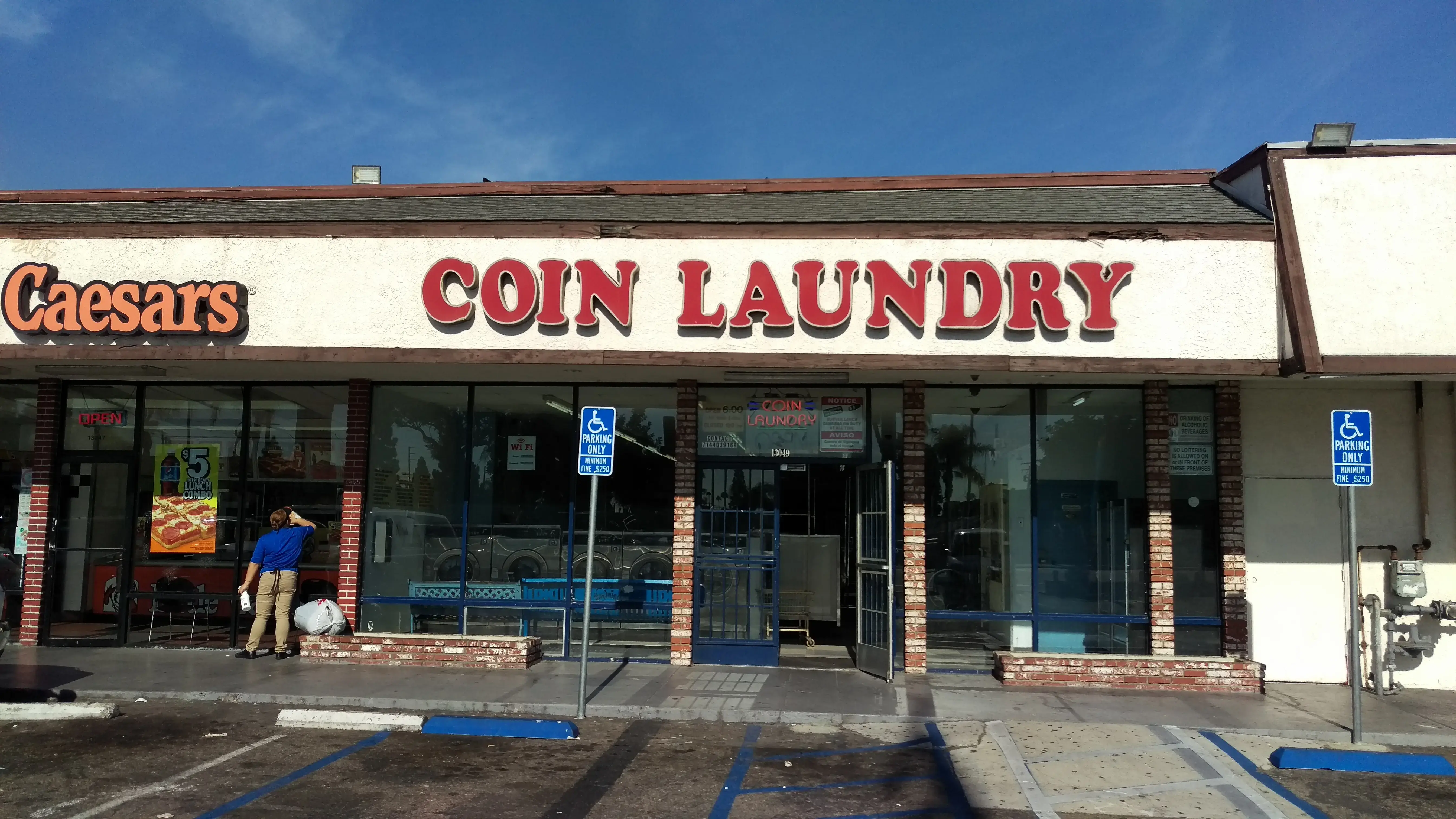 Stadium Coin Laundry - Image 20