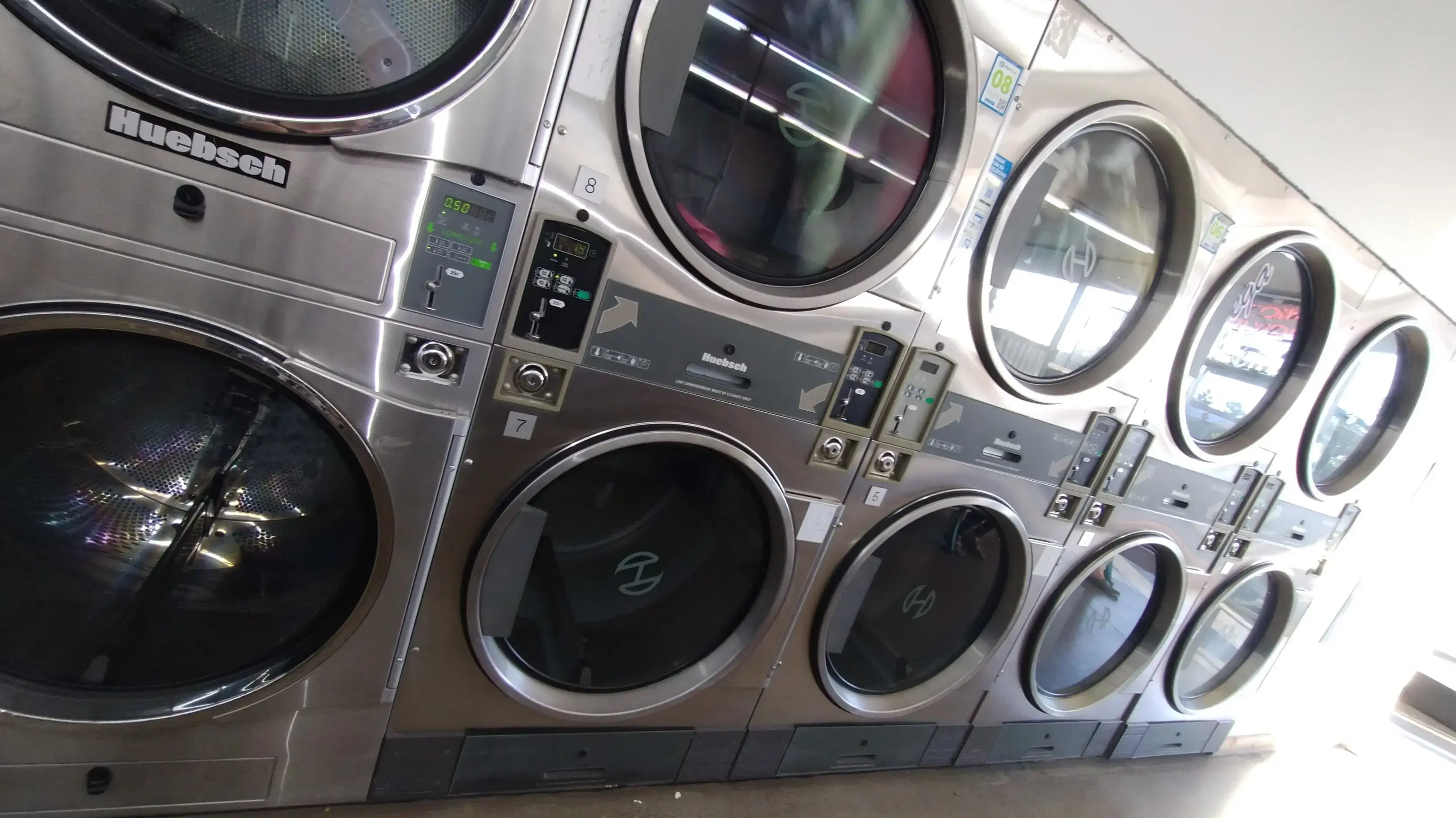 Stadium Coin Laundry - Image 15