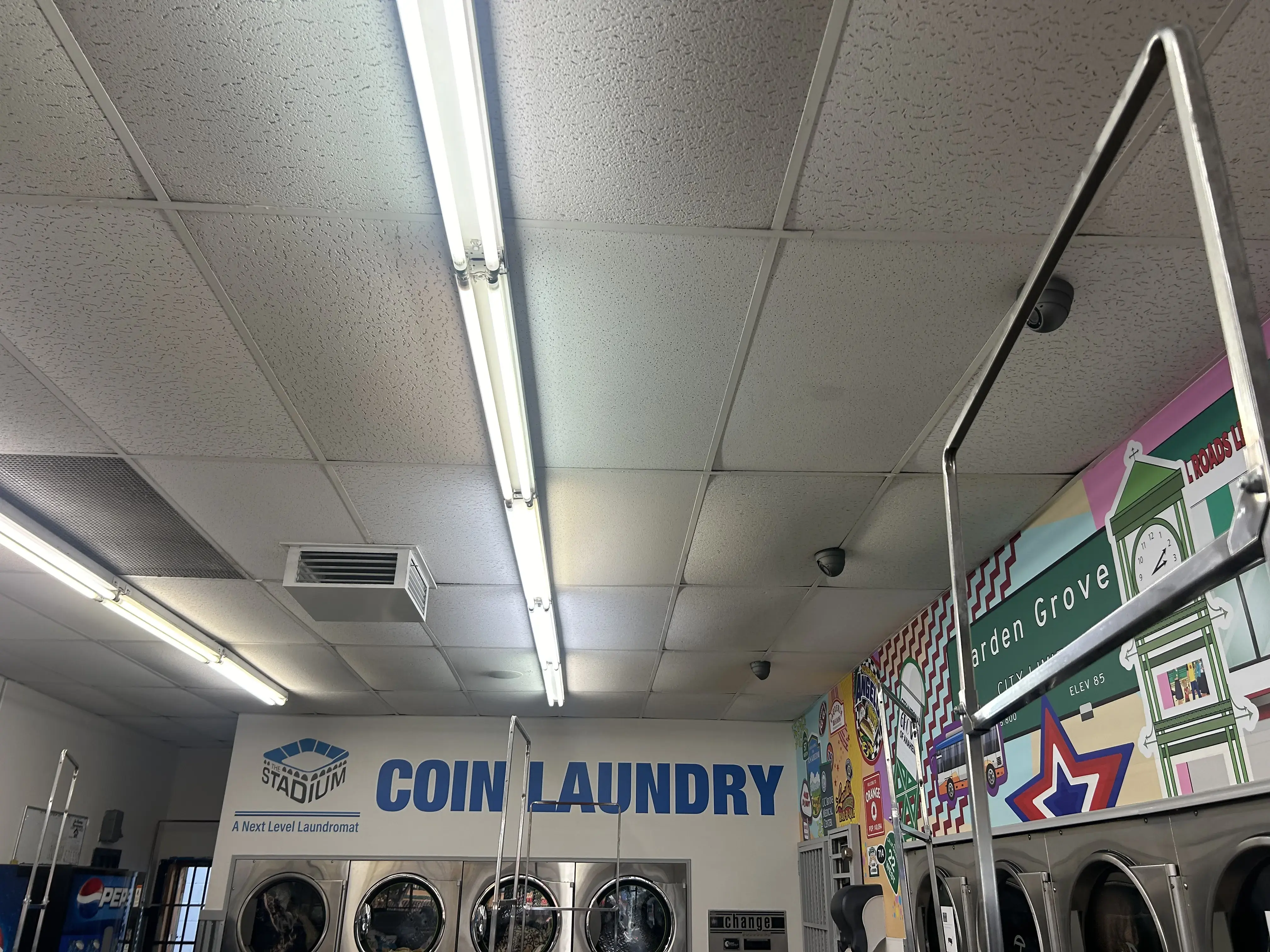 Stadium Coin Laundry thumbnail 8