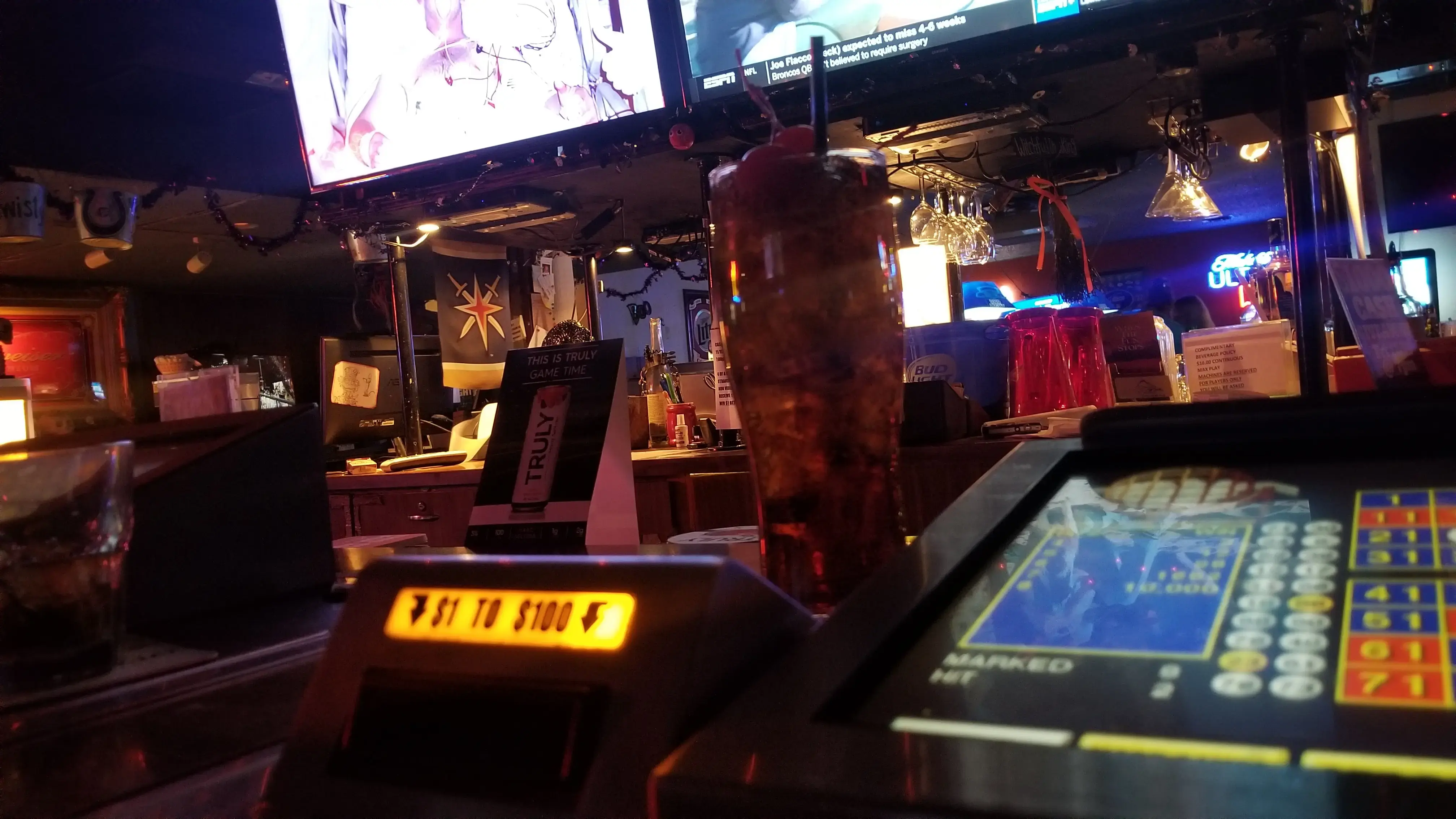 Stadium Saloon And Laundry thumbnail 4