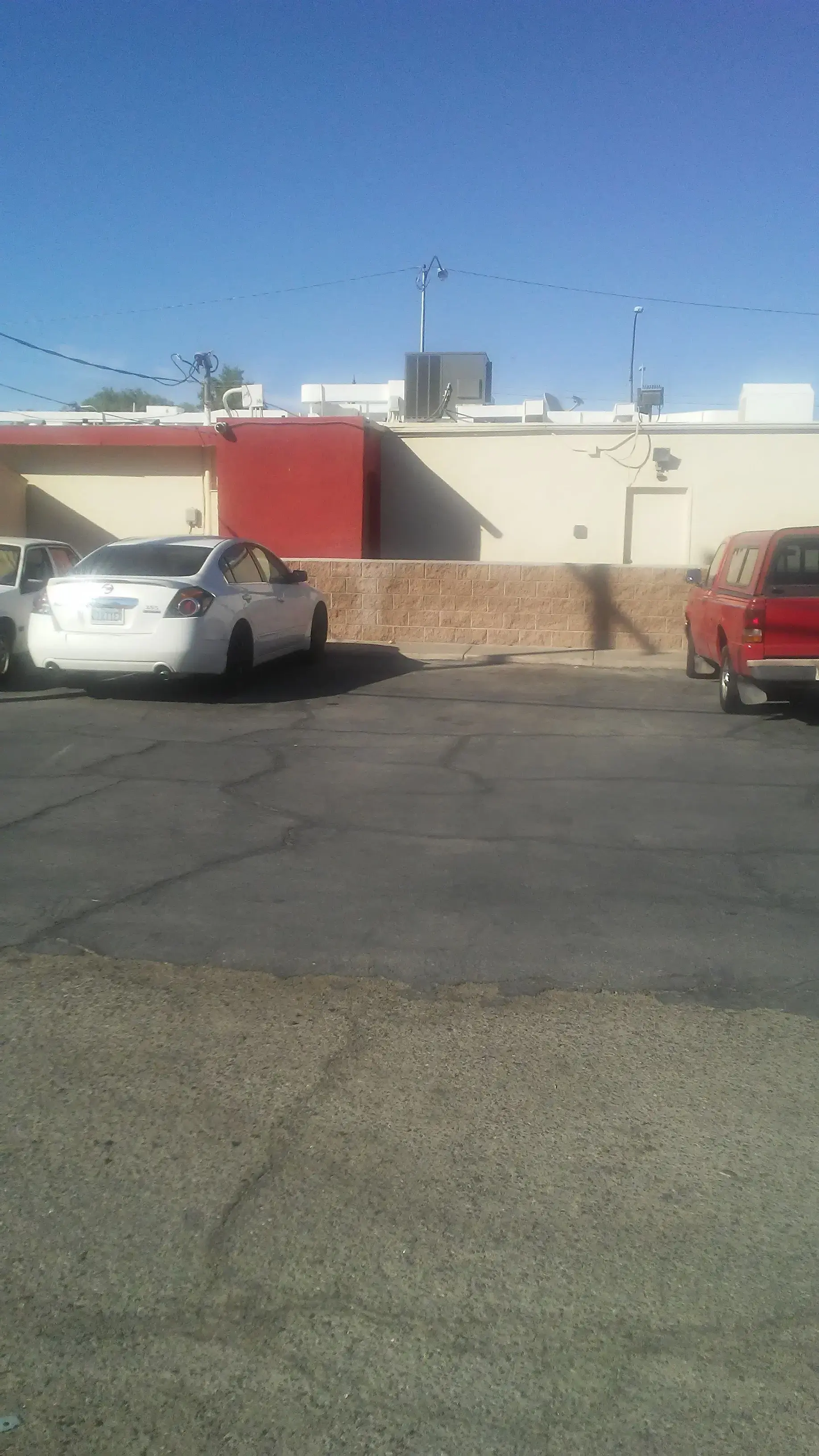 Stadium Saloon And Laundry thumbnail 14