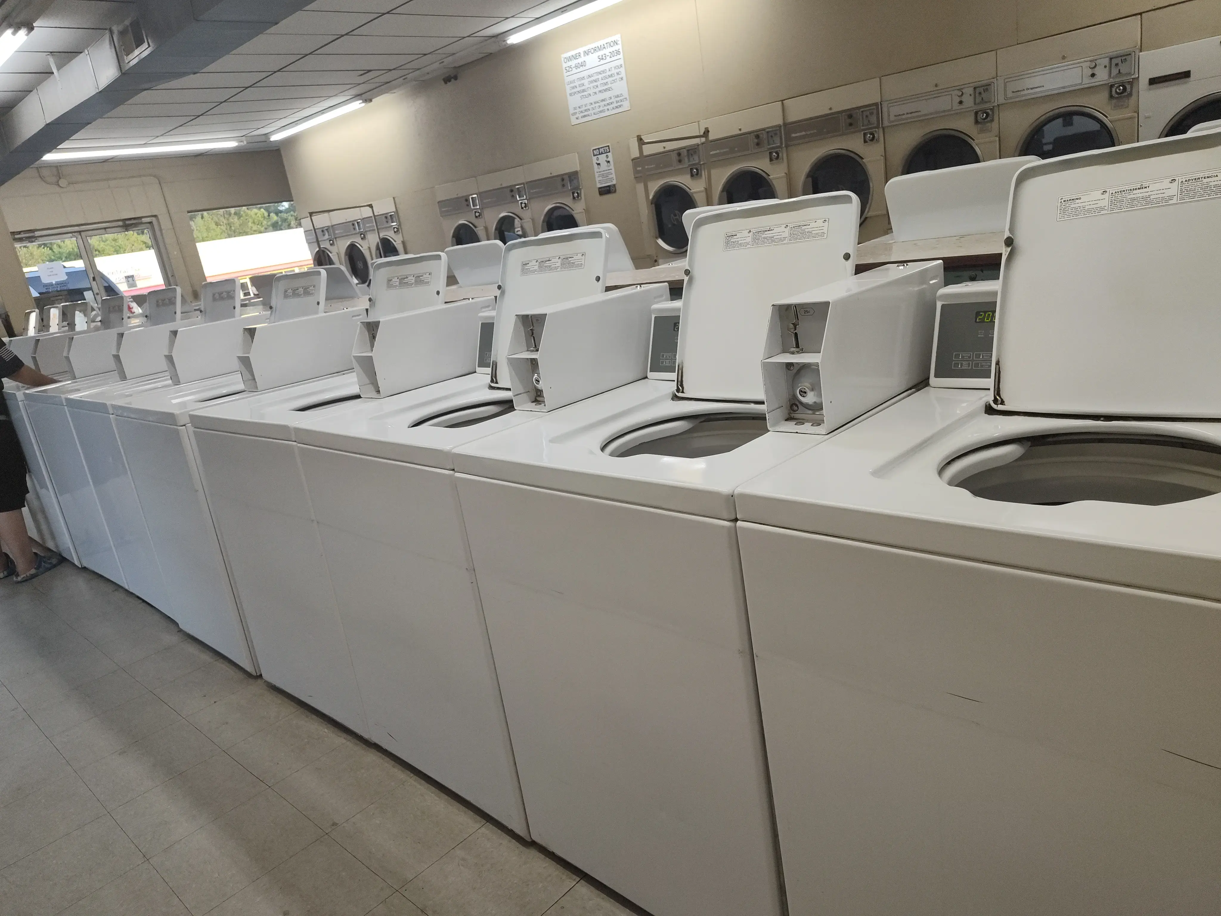 Staffords Coin Laundry & Cleaners - Image 2